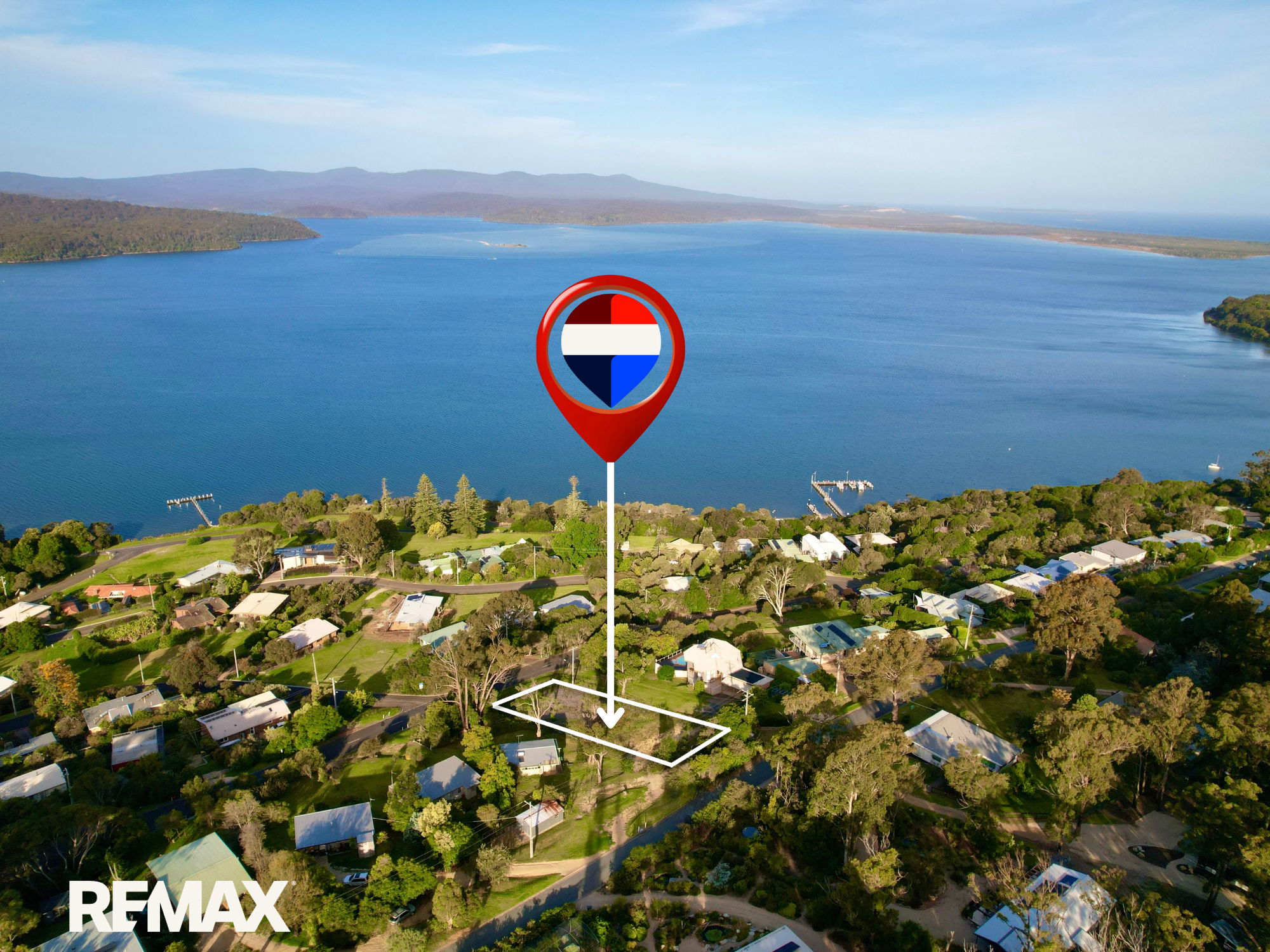 1-bedroom unit at 40 Karbeethong Avenue, Mallacoota, VIC 3892, East Gippsland, Victoria