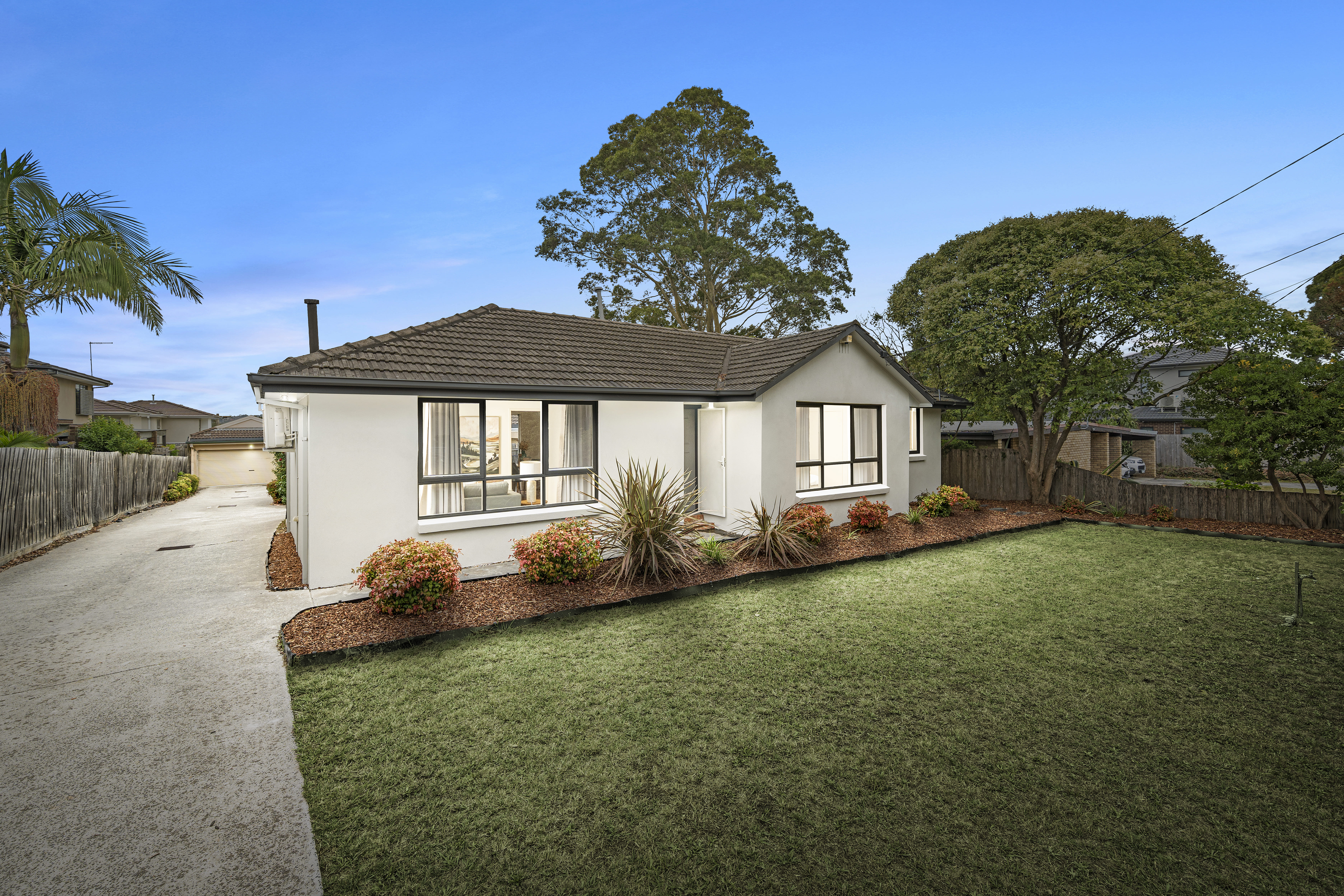 1/16 Stamford Crescent, Rowville, VIC 3178 - Image 2