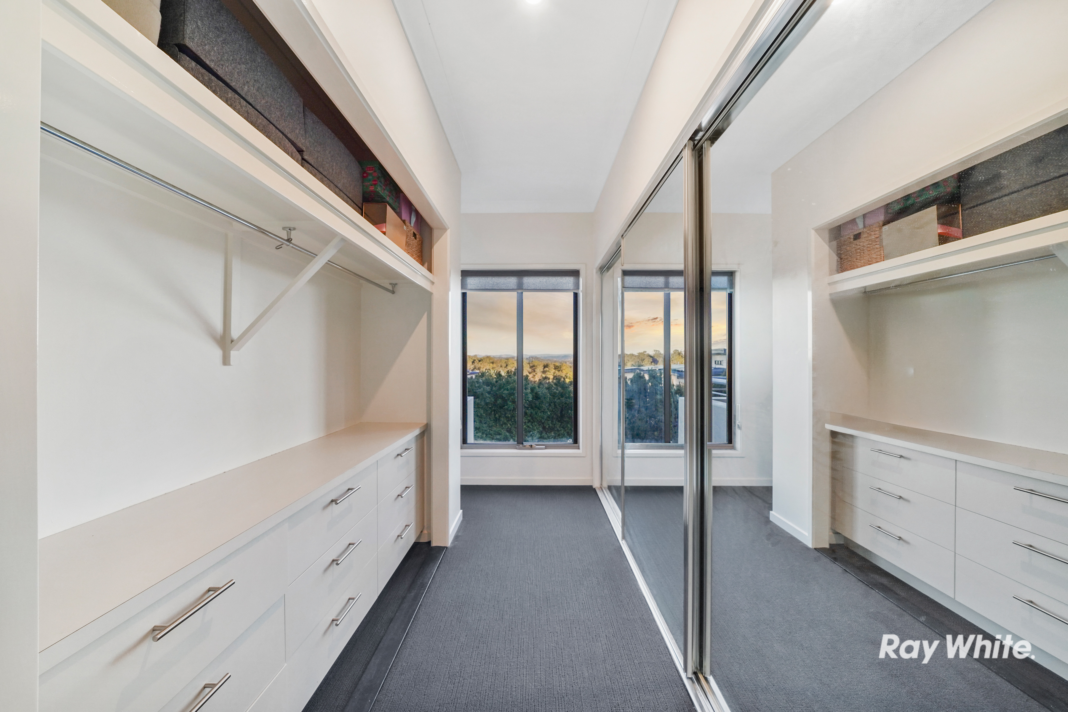5-bedroom house at 25 Lynette Way, Daisy Hill, QLD 4127, Logan, Queensland