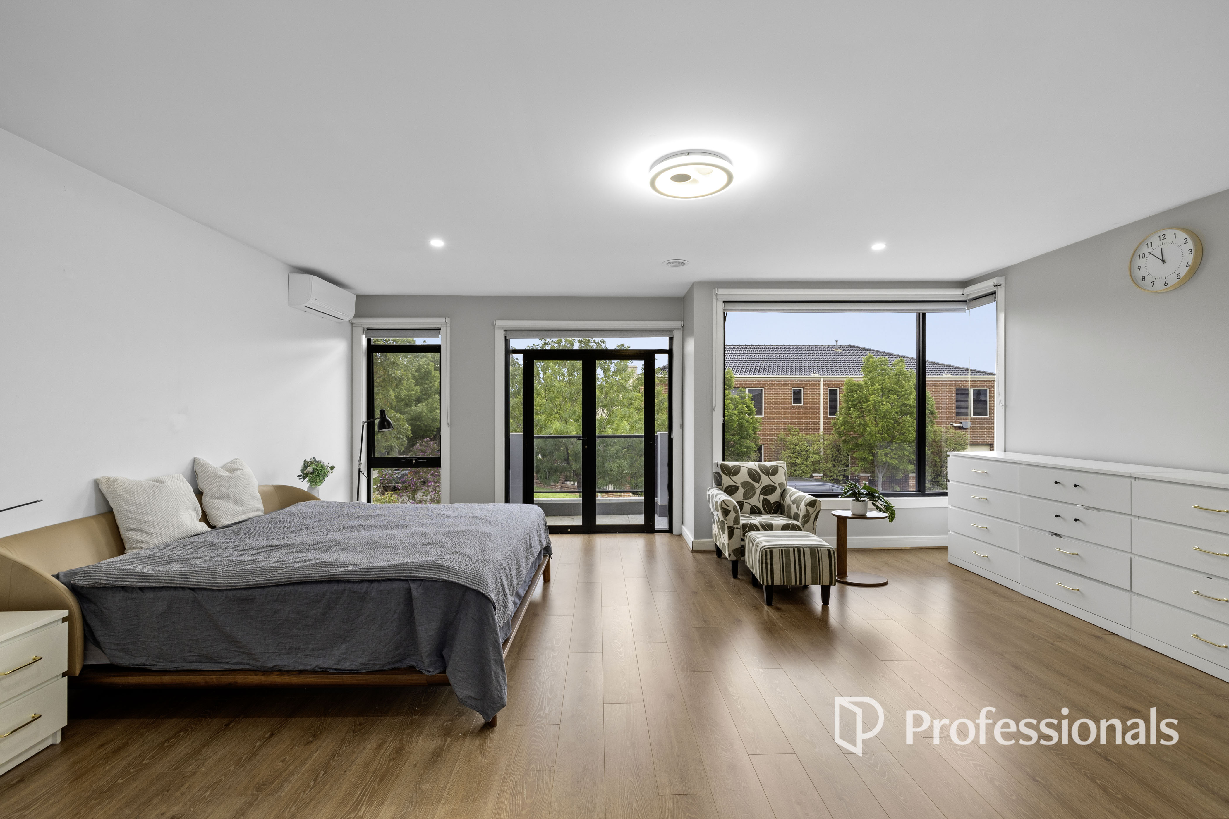 5-bedroom house at 10 Mulsanne Lane, Bentleigh East, VIC 3165, Glen Eira, Victoria
