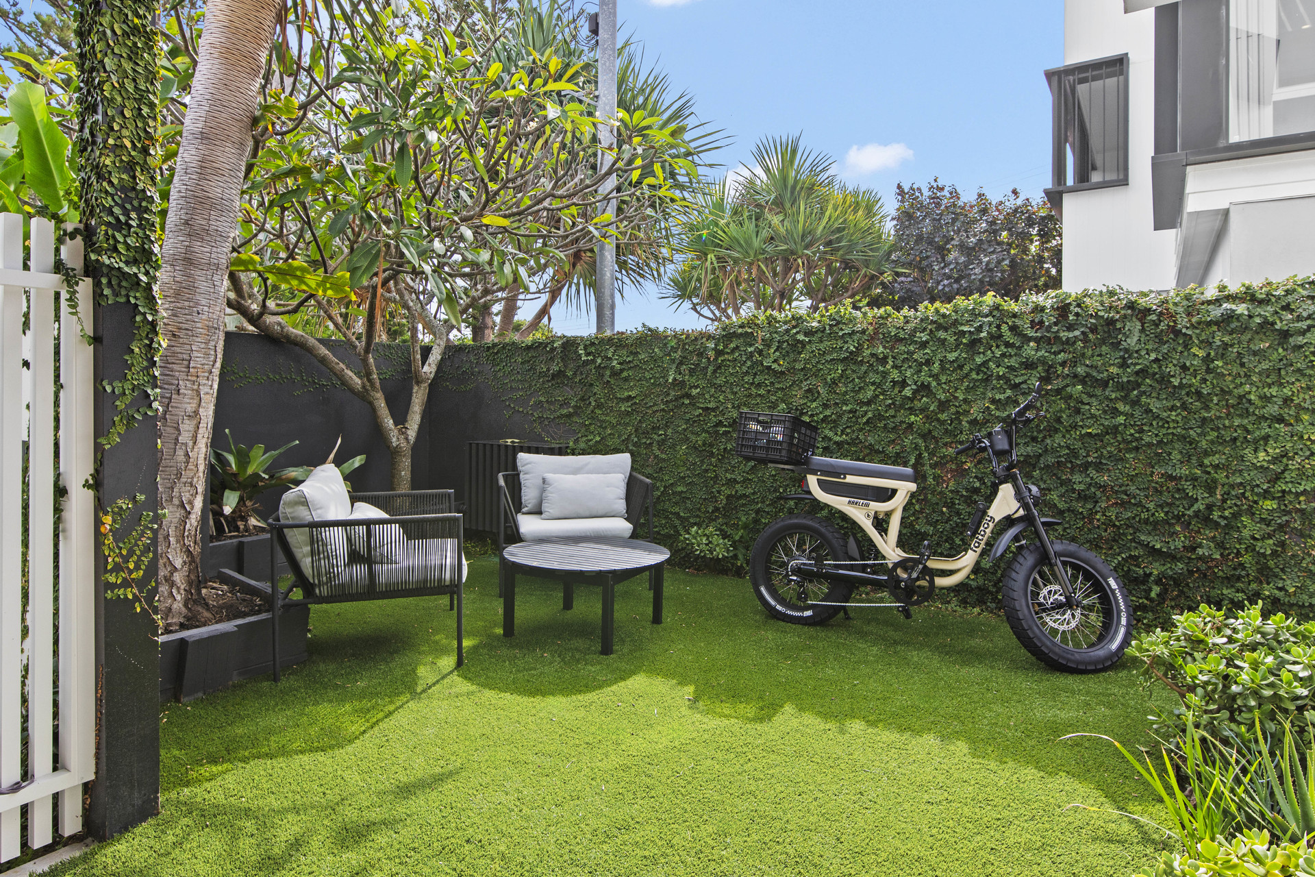 4-bedroom house at 43 Petrel Avenue, Mermaid Beach, QLD 4218, Gold Coast, Queensland
