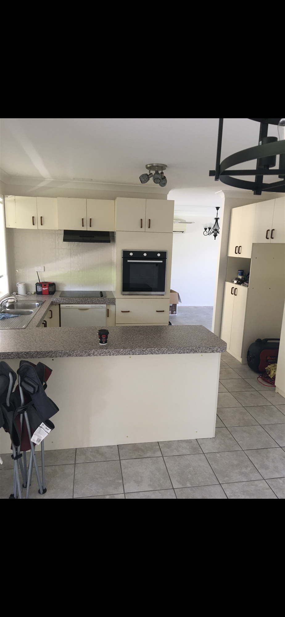 3-bedroom house at 8 Karingal Court, Boronia Heights, QLD 4124, Logan, Queensland