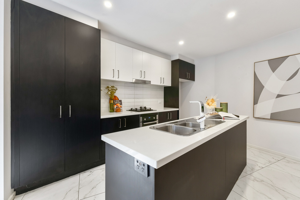 3-bedroom unit at 4/2 Lynn Drive, Ferntree Gully, VIC 3156, Knox, Victoria