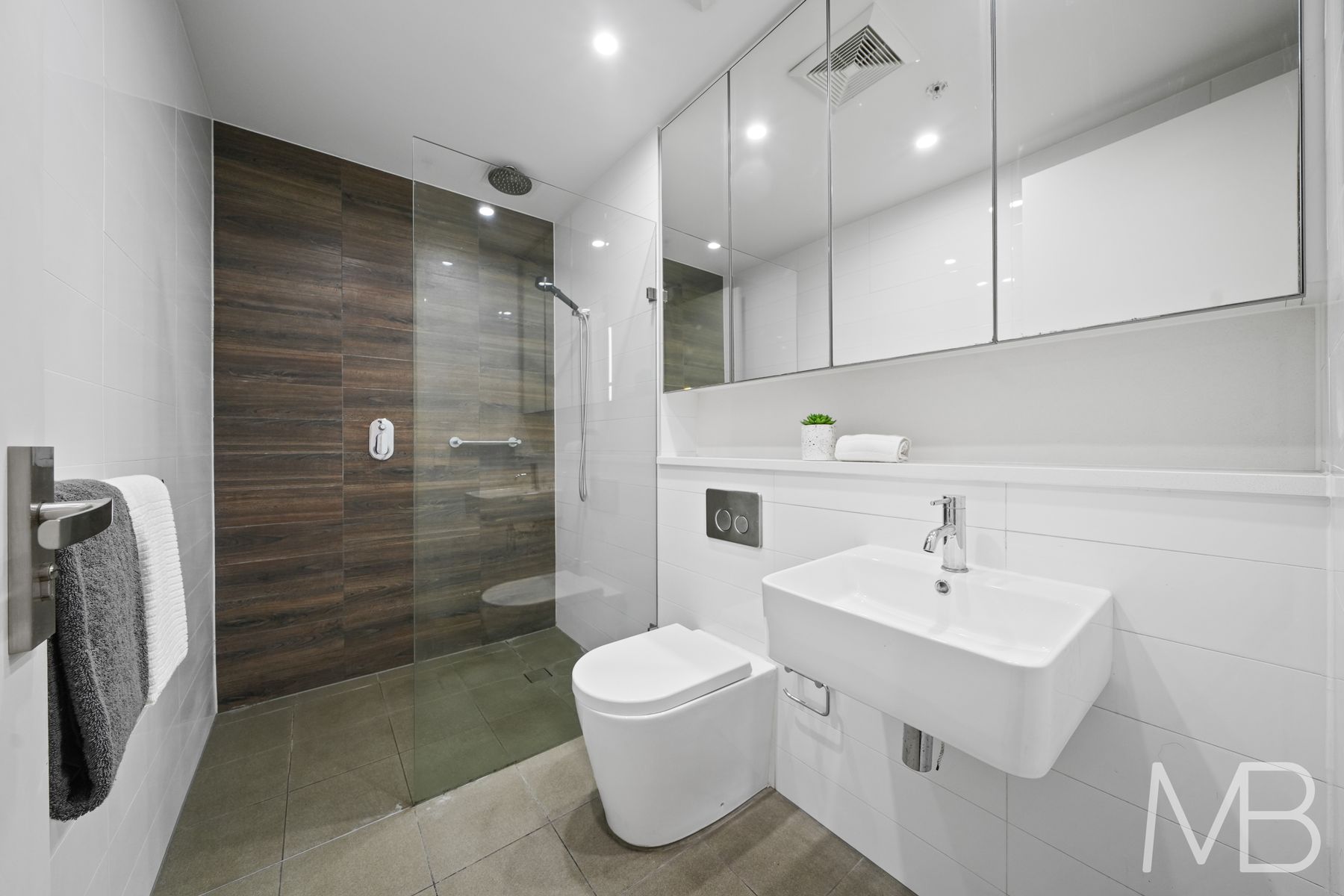 1013C/1 Muller Lane, Mascot, Nsw, 2020 - Image 7