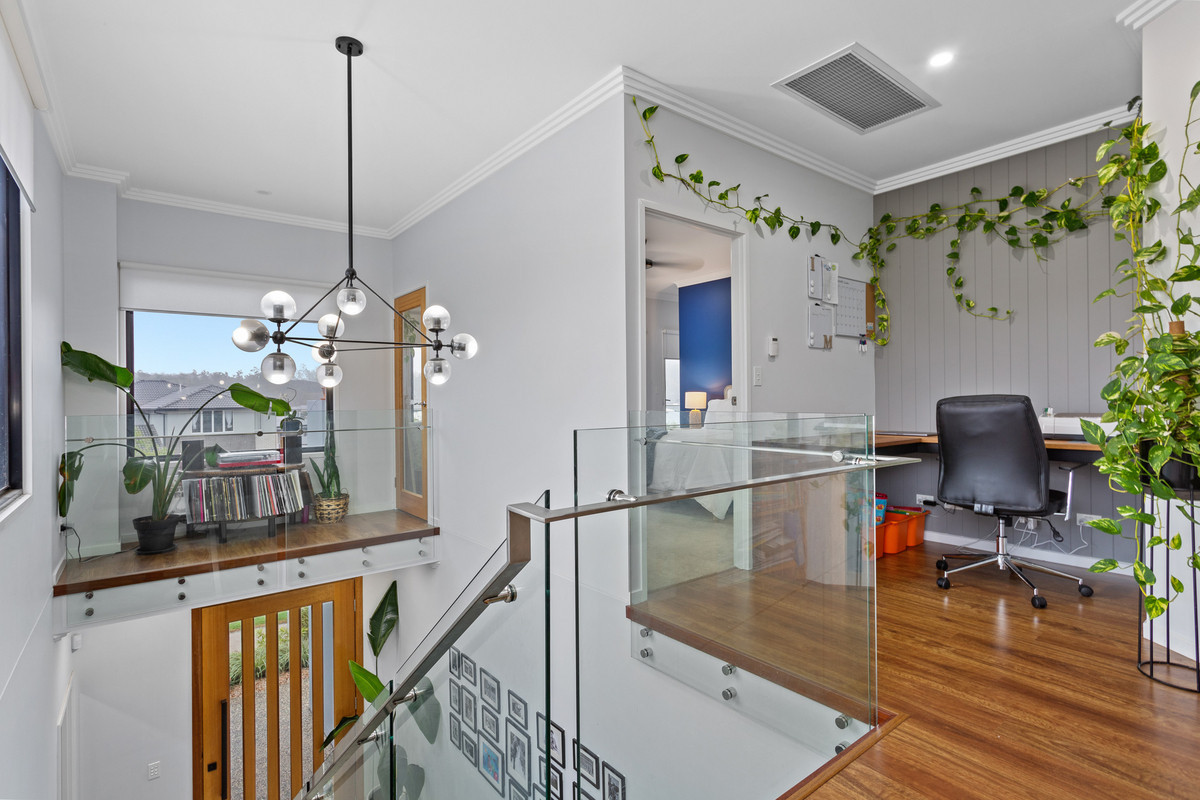 12 SEATTLE CLOSE, Spring Mountain QLD 4300 - Image 3