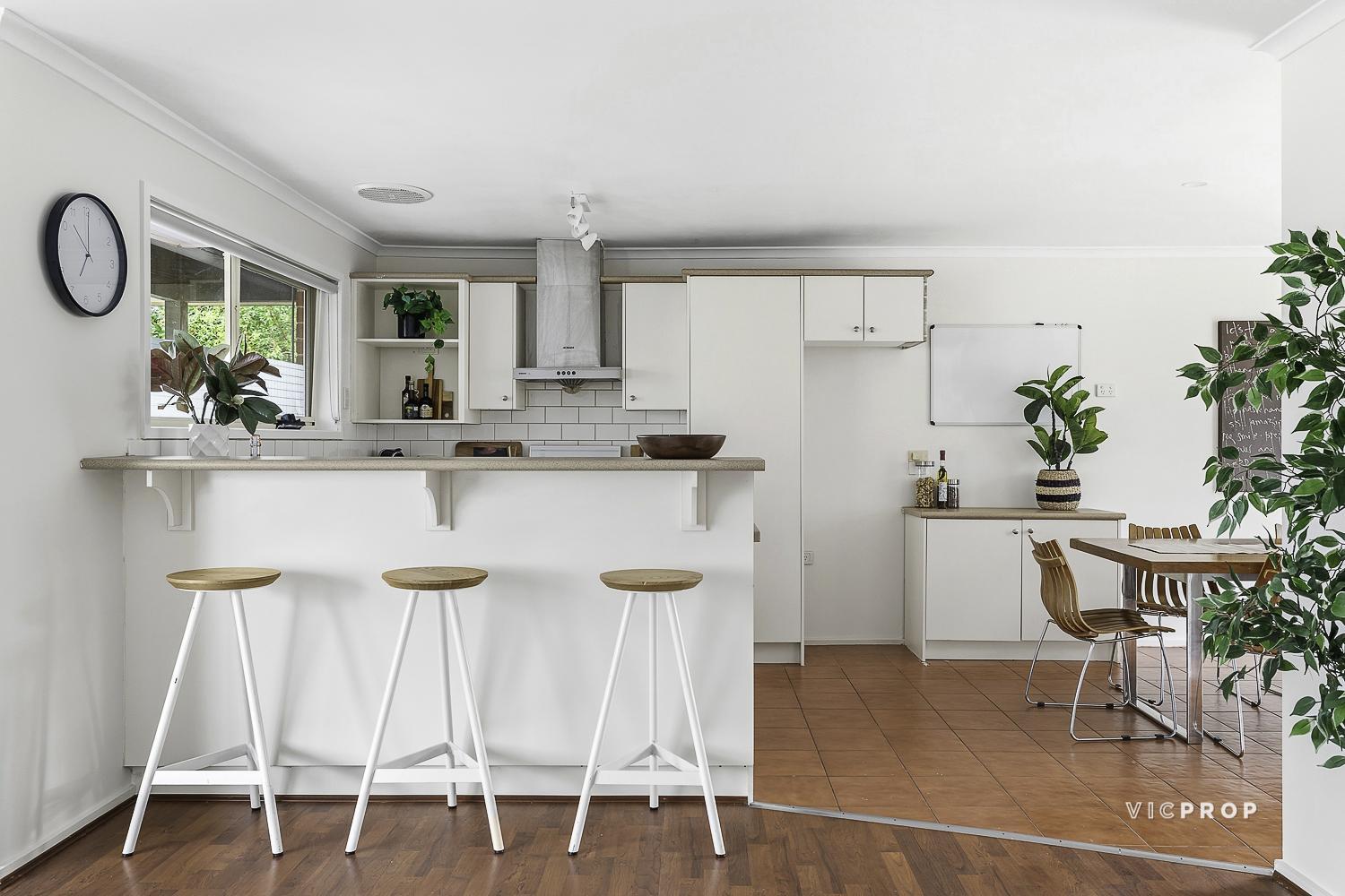 2-bedroom house at 8 Robern Parade, Viewbank, VIC 3084, Banyule, Victoria