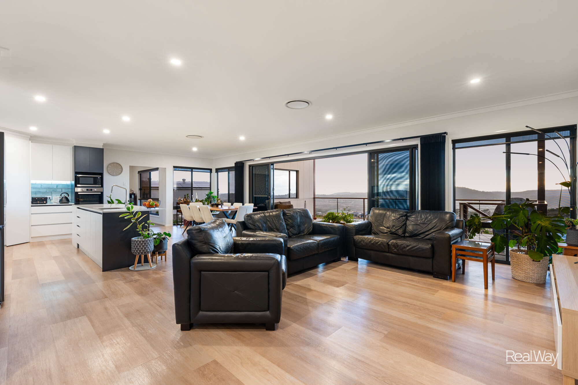 4-bedroom house at 8 SUMMIT DRIVE, Mount Rascal QLD 4350, Toowoomba, Queensland