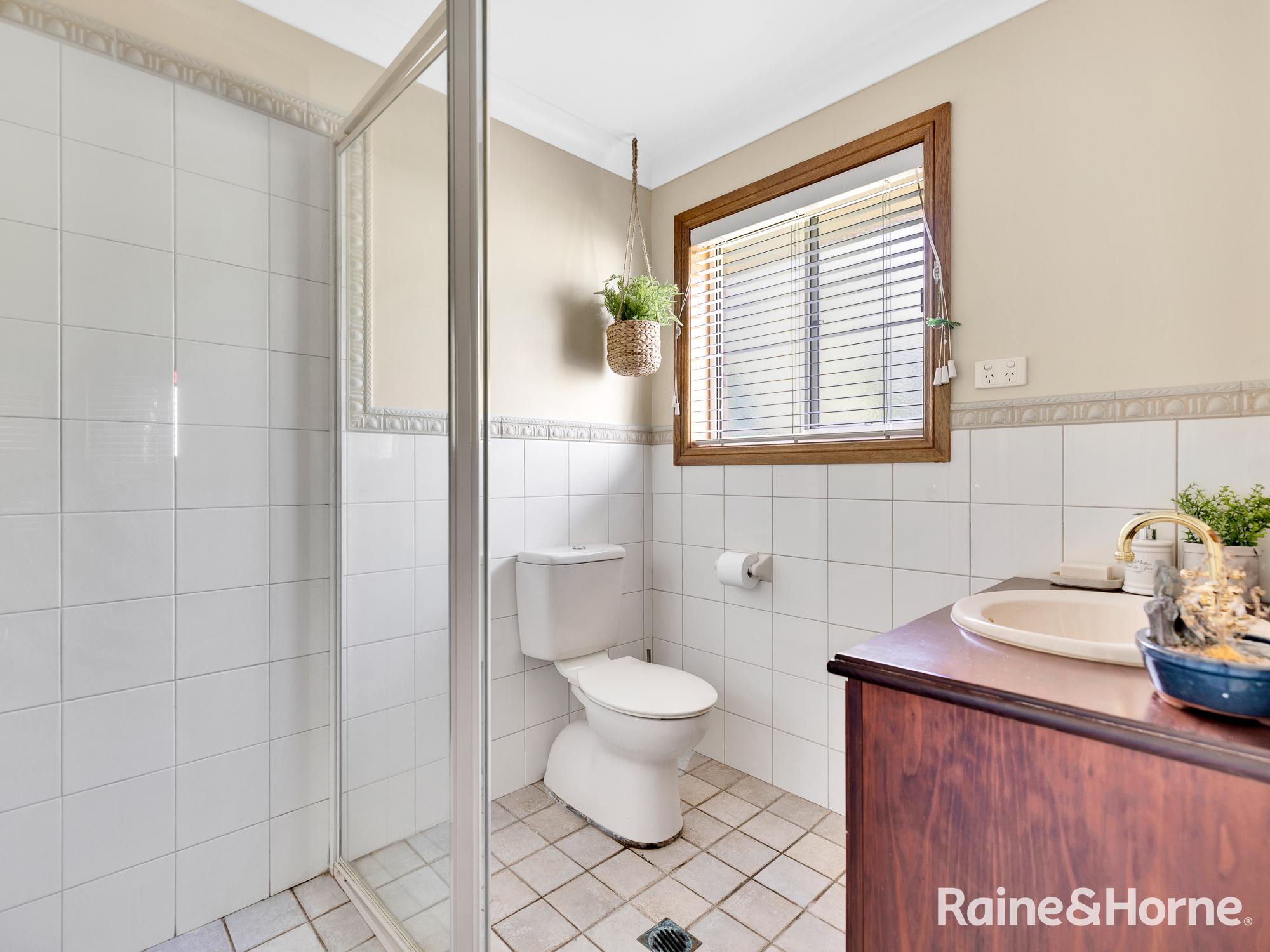 4-bedroom house at 17 Cypress Crescent, Kelso, NSW 2795, Bathurst, New South Wales