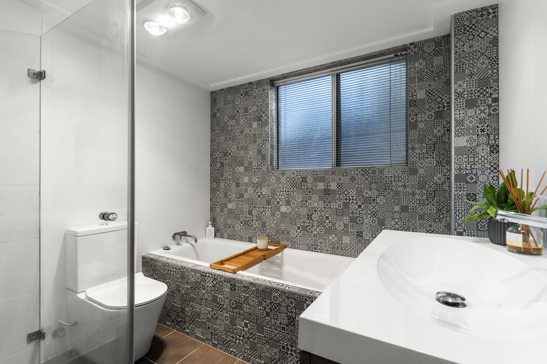 2-bedroom unit at 7 156 WILLARONG ROAD, CARINGBAH NSW 2229, Sutherland, New South Wales