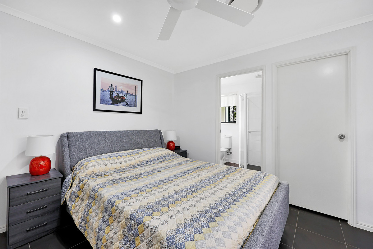 12 HELM STREET, Toogoom QLD 4655 - Image 9