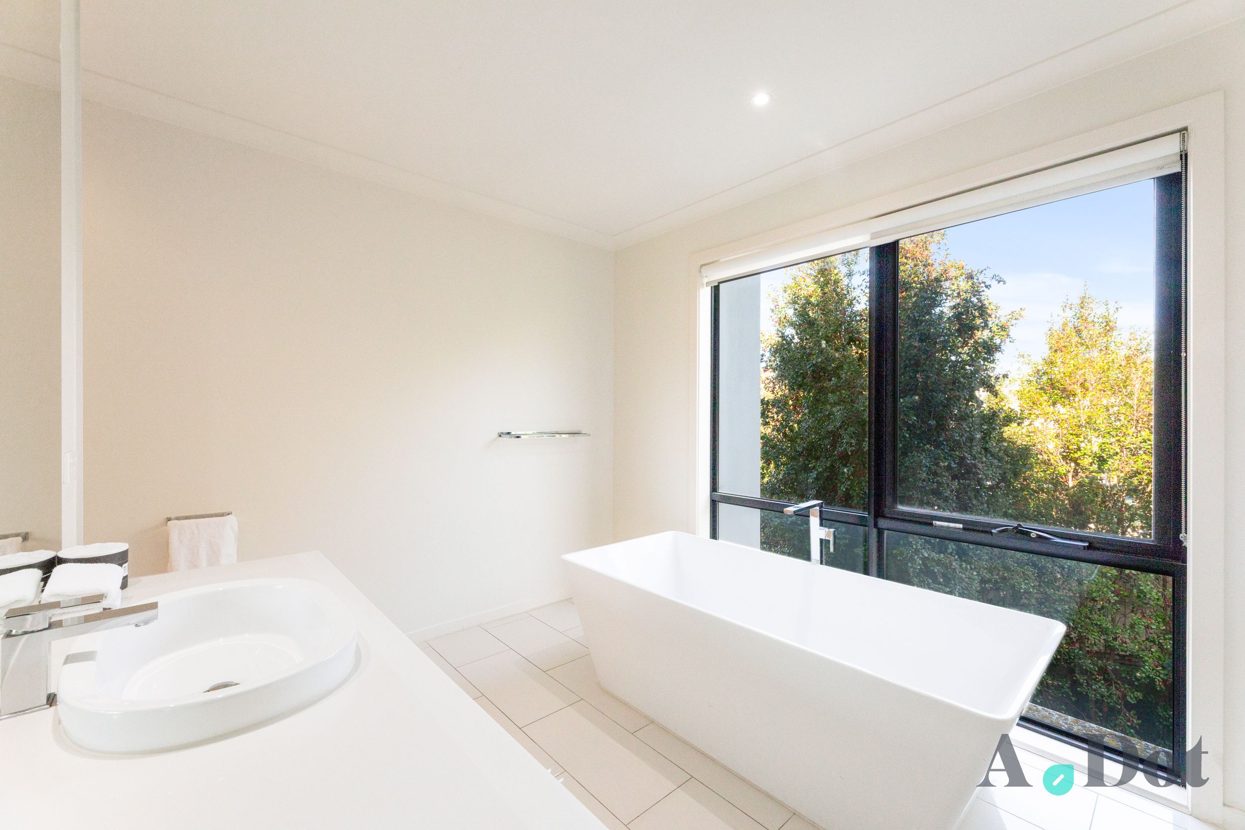 3-bedroom unit at 41 JANEFIELD DRIVE, Bundoora VIC 3083, Whittlesea, Victoria