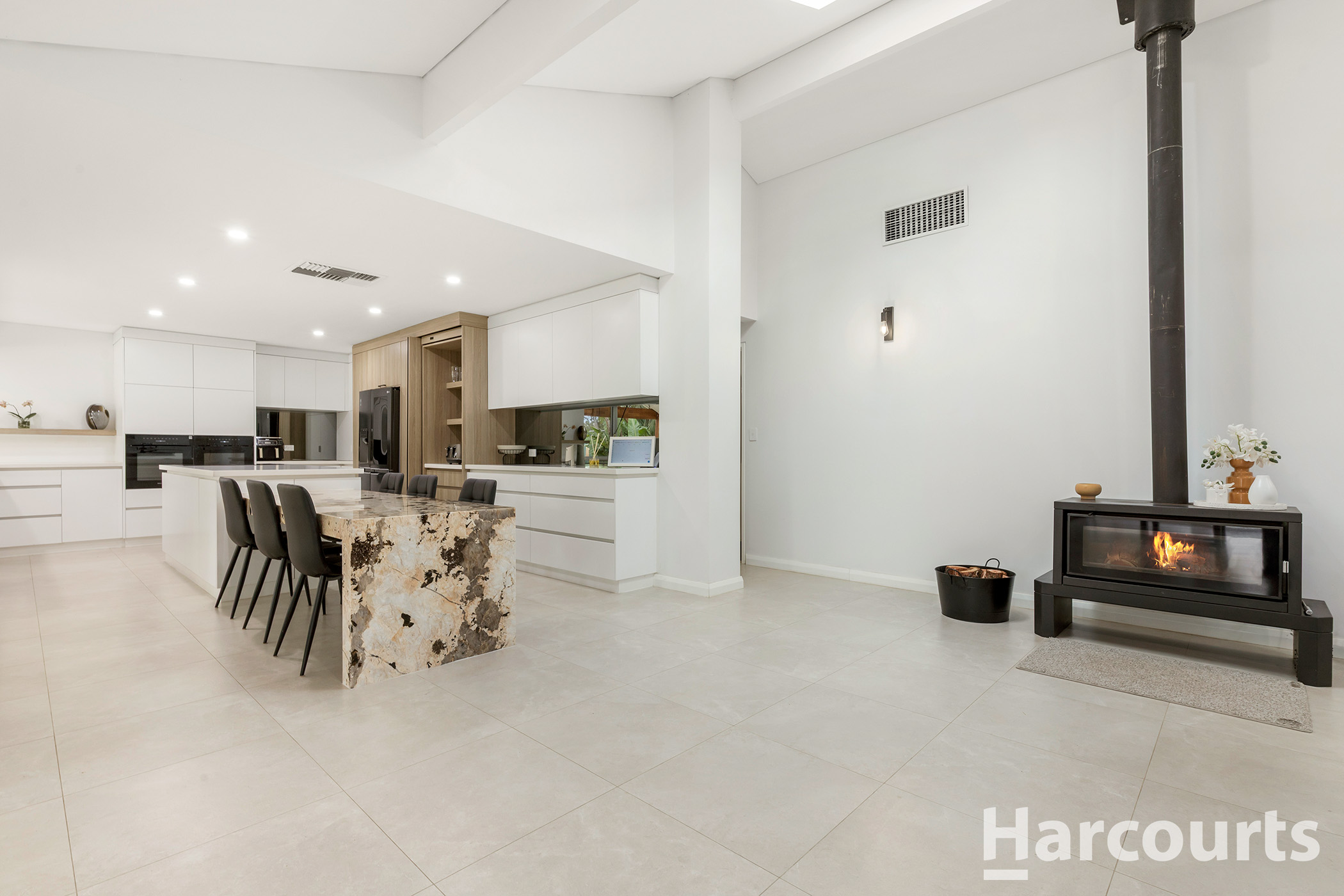 5-bedroom house at 23 Flinders Close, Barragup WA 6209, Murray, Western Australia