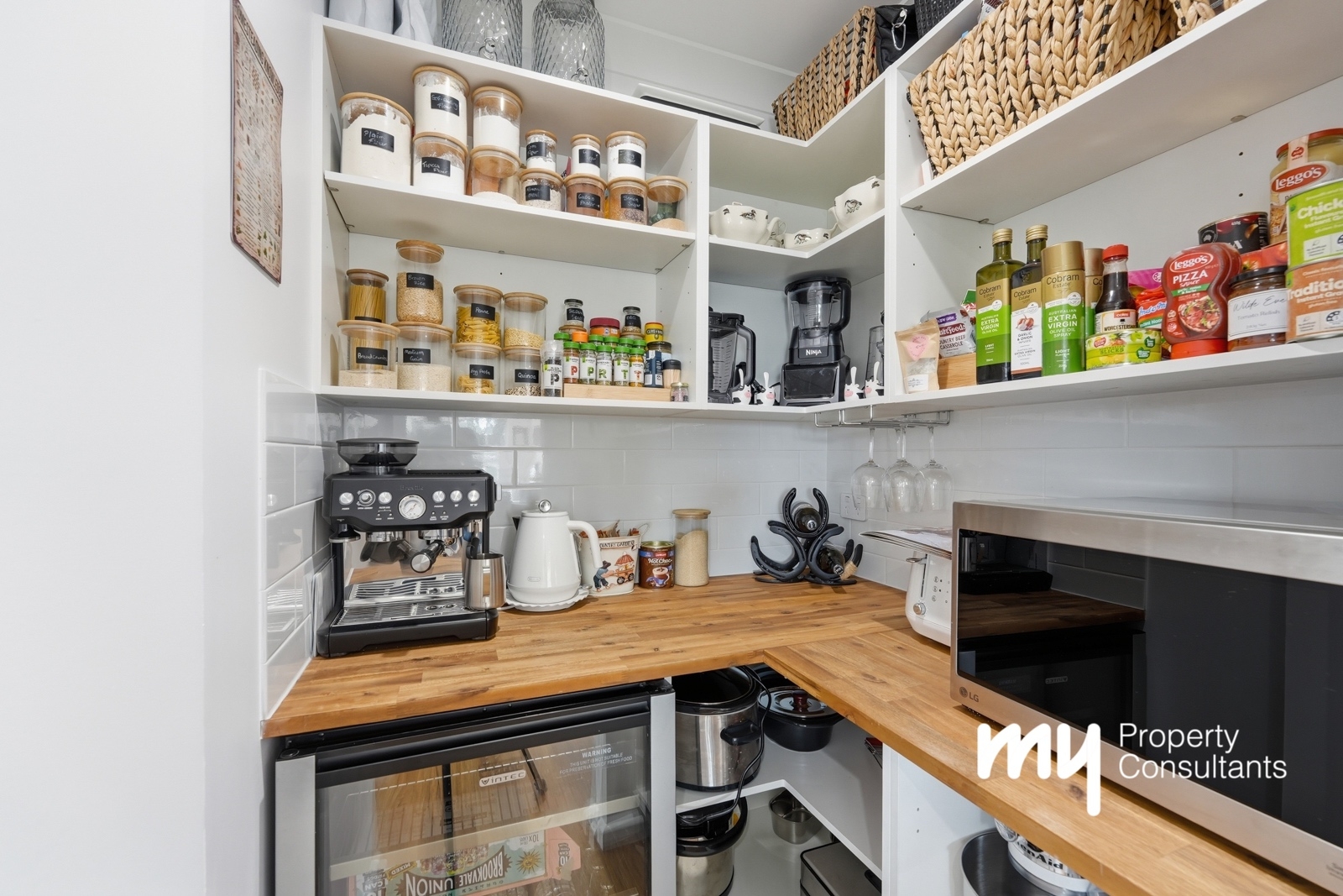 4-bedroom house at 8 HARDWICKE STREET, The Oaks NSW 2570, Wollondilly, New South Wales