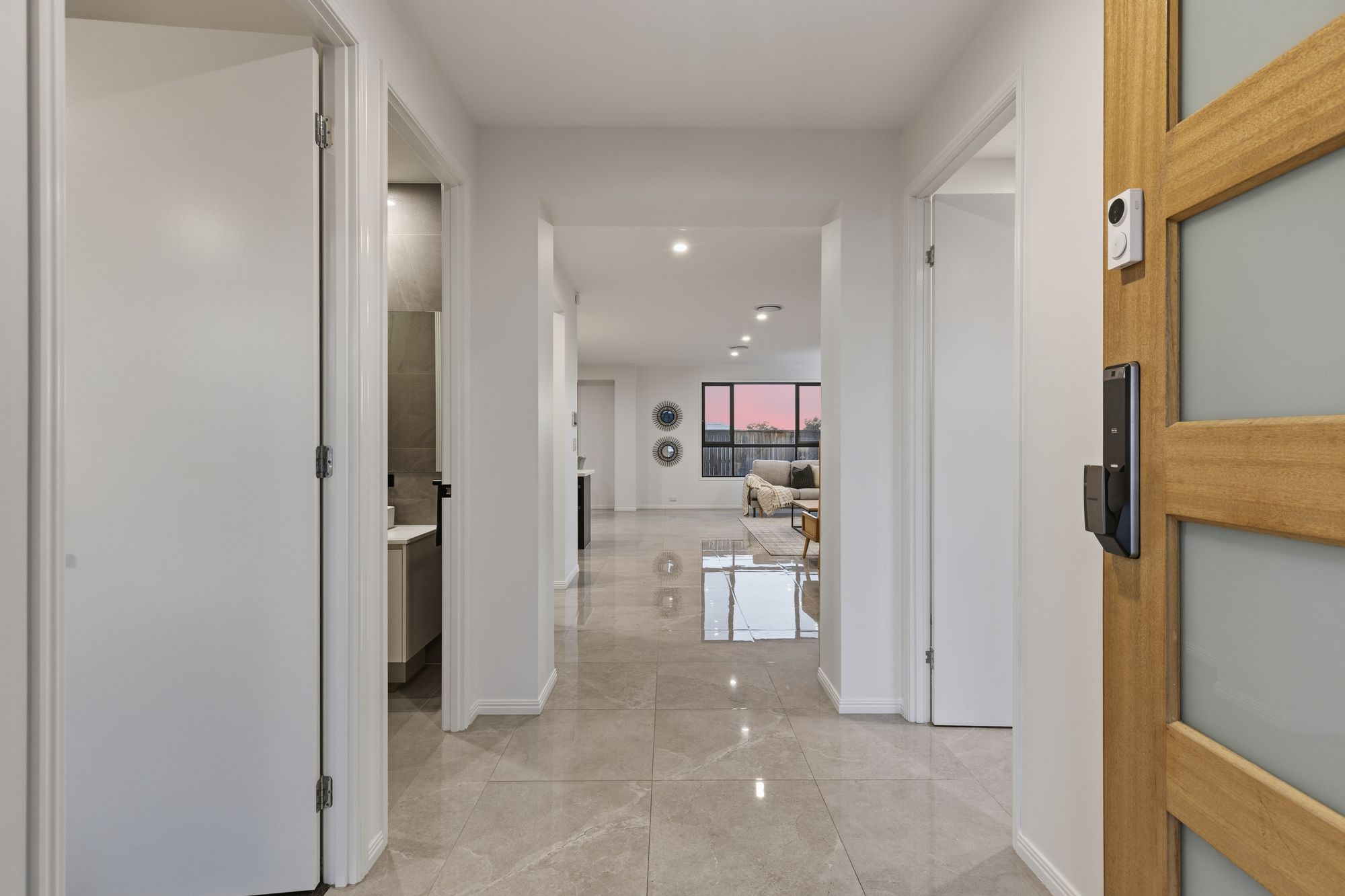 7 Kinwarton Crescent, Calamvale, Qld, 4116 - Image 3