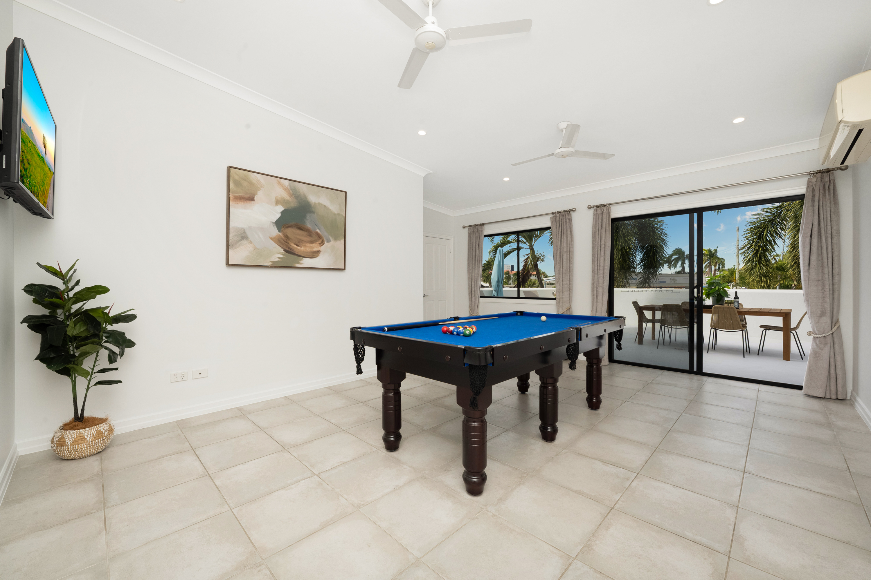 4-bedroom unit at 101/9 Anthony Street, South Townsville, QLD 4810, Townsville, Queensland