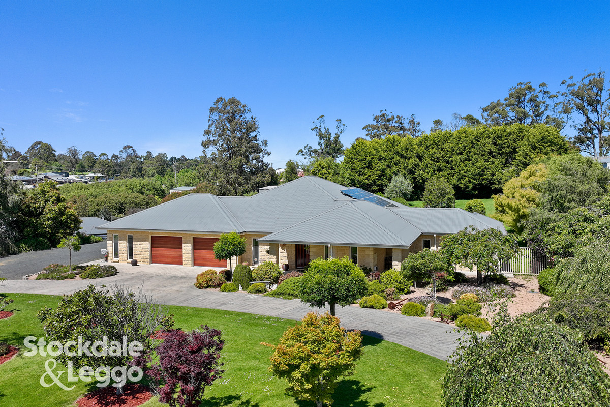 5-bedroom house at 6 Josephine Crescent, Mirboo North, VIC 3871, South Gippsland, Victoria
