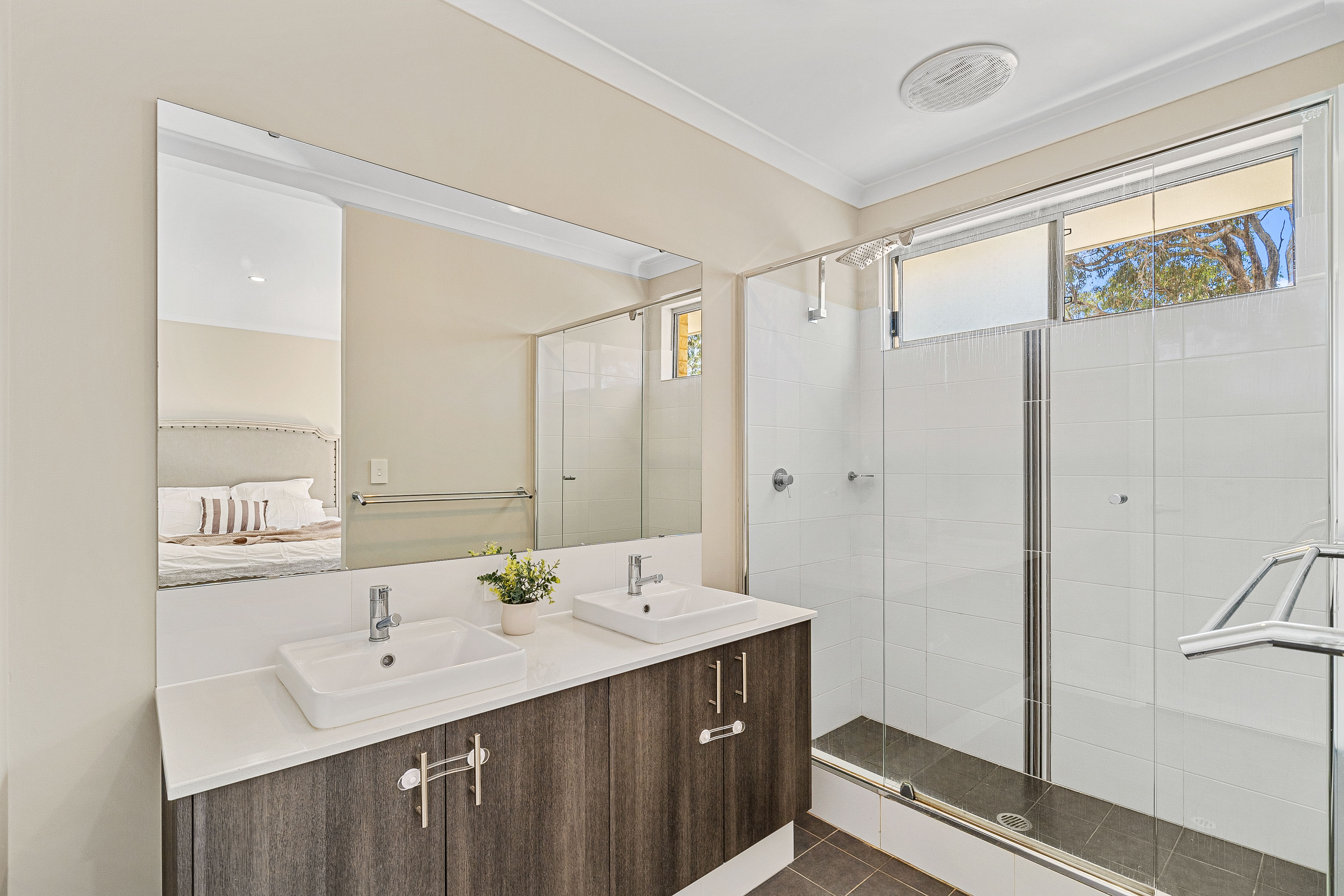 7 BREEZY WAY, Meadow Springs WA 6210 - Image 10