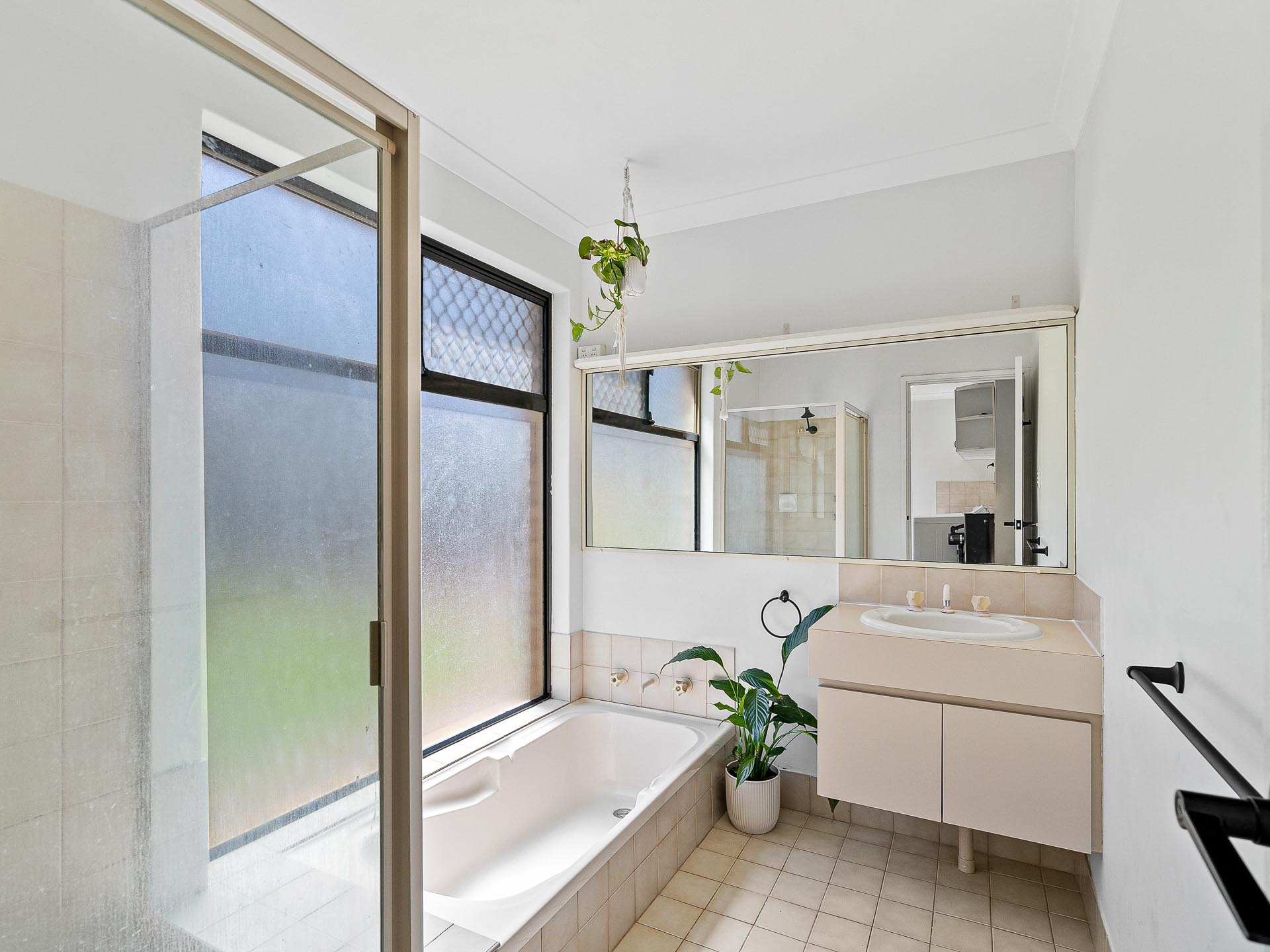 5-bedroom house at 32 FAIRWAY CRESCENT, Meadow Springs WA 6210, Mandurah, Western Australia