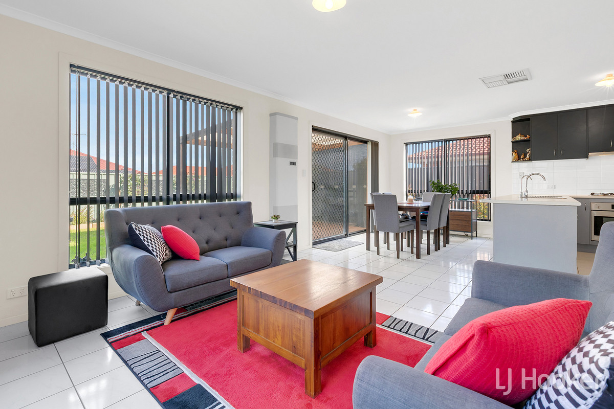 10 CASSIA STREET, Munno Para West SA 5115 - Image 6