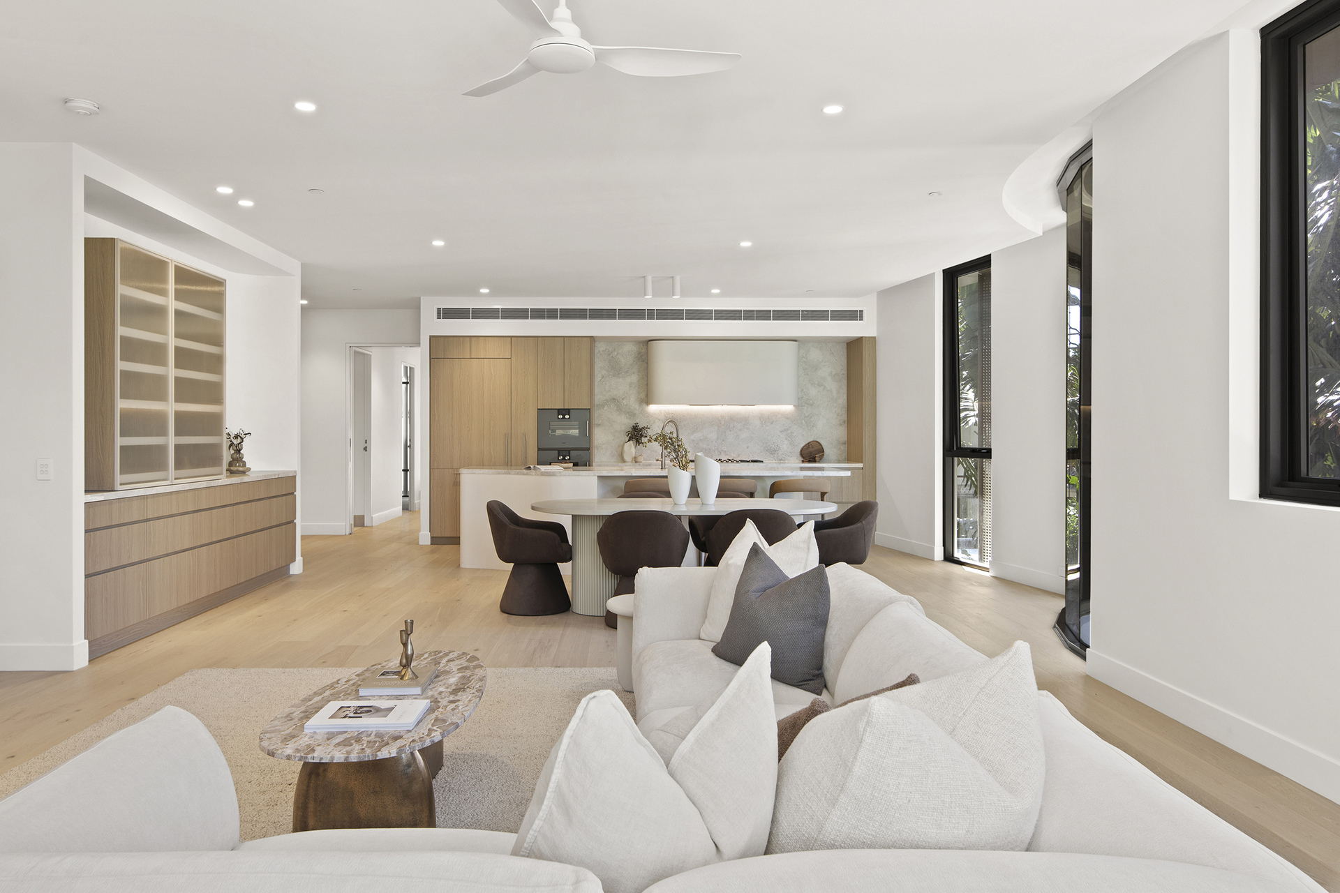 4/13-15 Chairlift Avenue, Mermaid Beach, Qld, 4218 - Image 4
