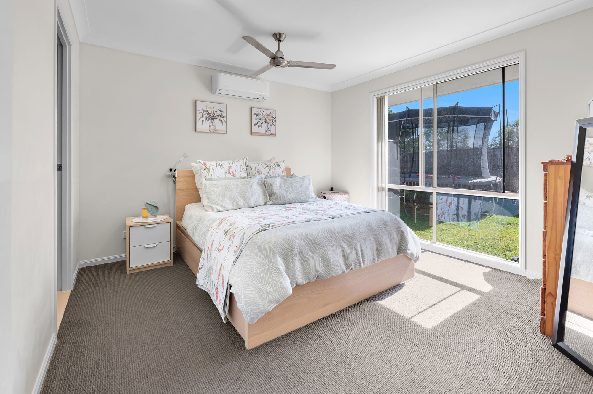 15 STARKEY STREET, Pacific Pines QLD 4211 - Image 8