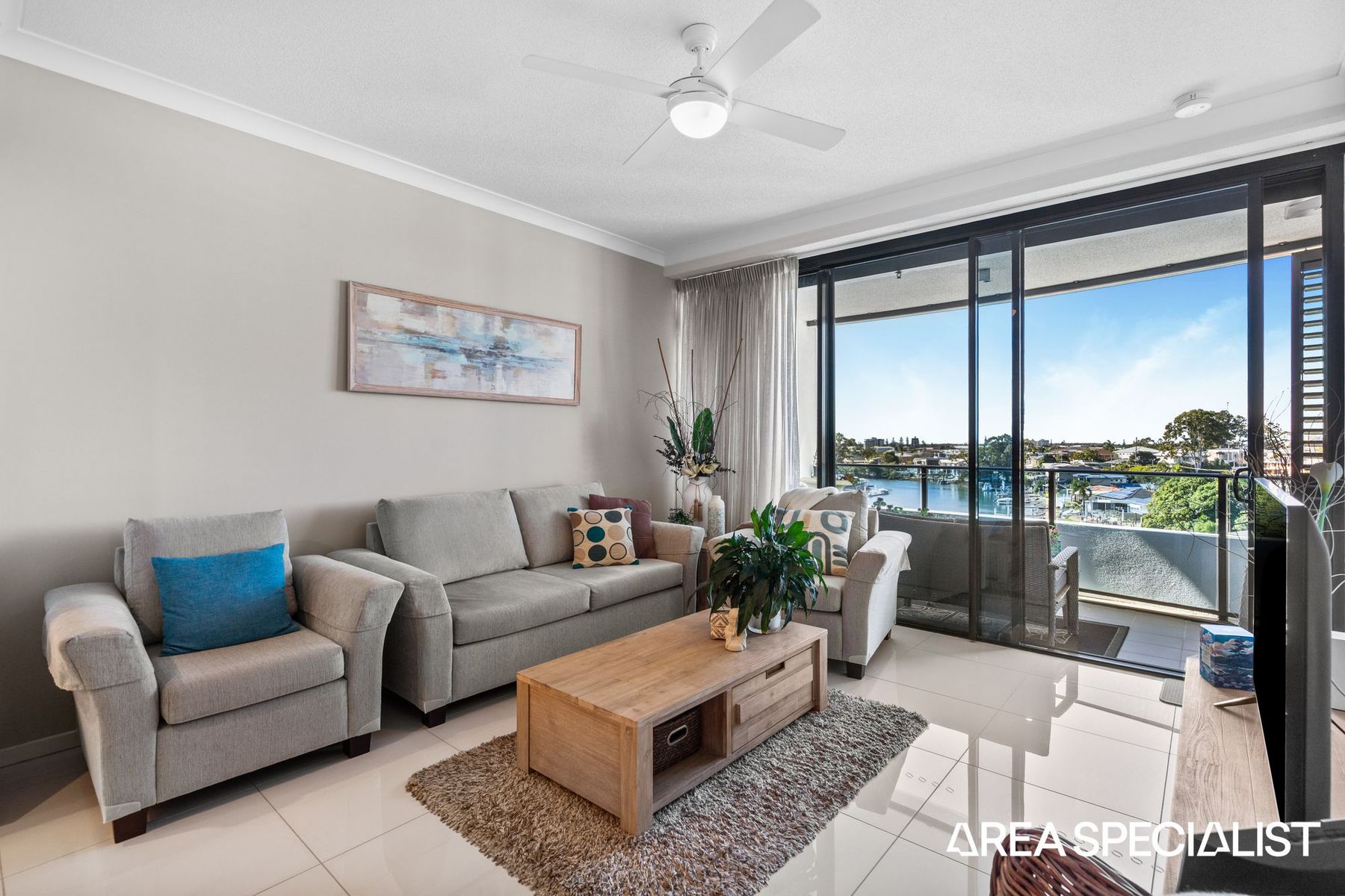 1406/5 Harbour Side Court, Biggera Waters, QLD 4216 - Image 4