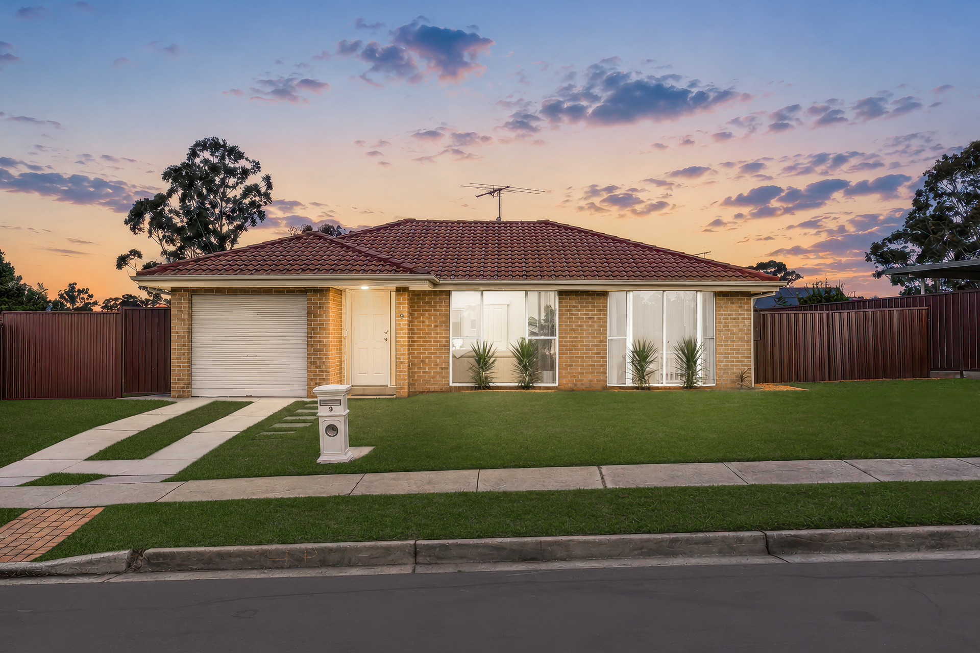9 Scobie Street, Doonside, NSW 2767 - Image 2