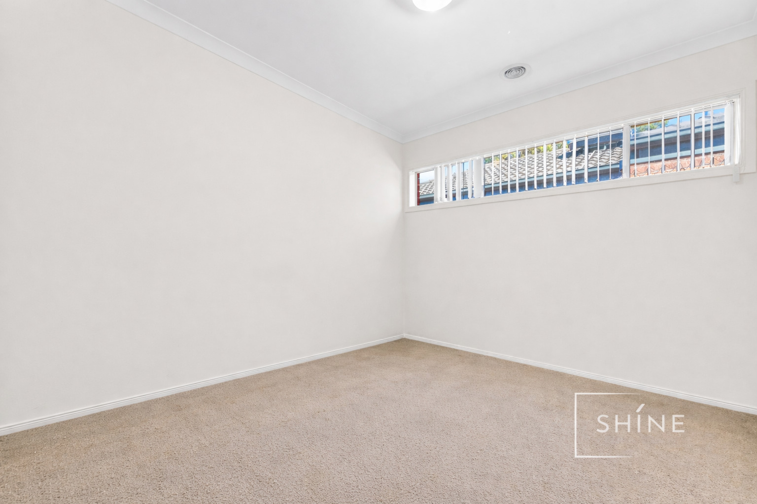 5 Autumn Fields Drive, Cranbourne North, VIC 3977 - Image 8