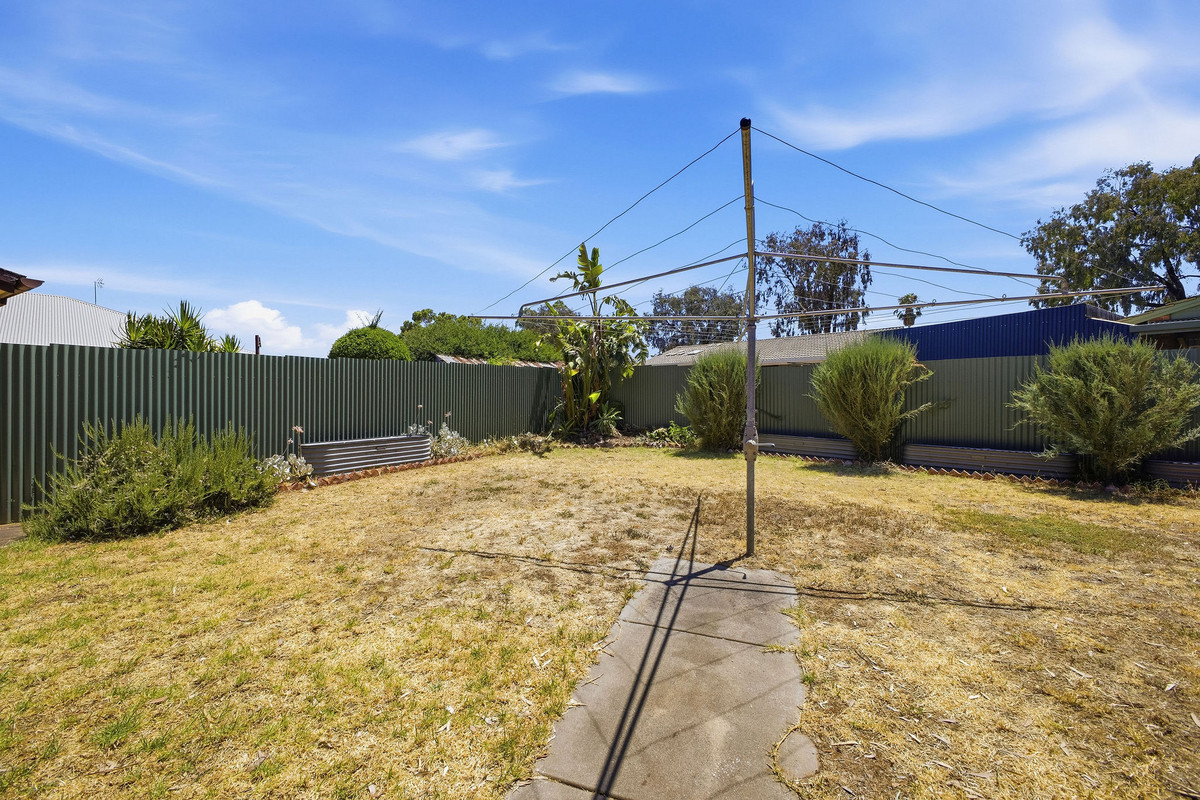 2-bedroom unit at 21 Lavender Drive, Parafield Gardens, SA 5107, Salisbury, South Australia