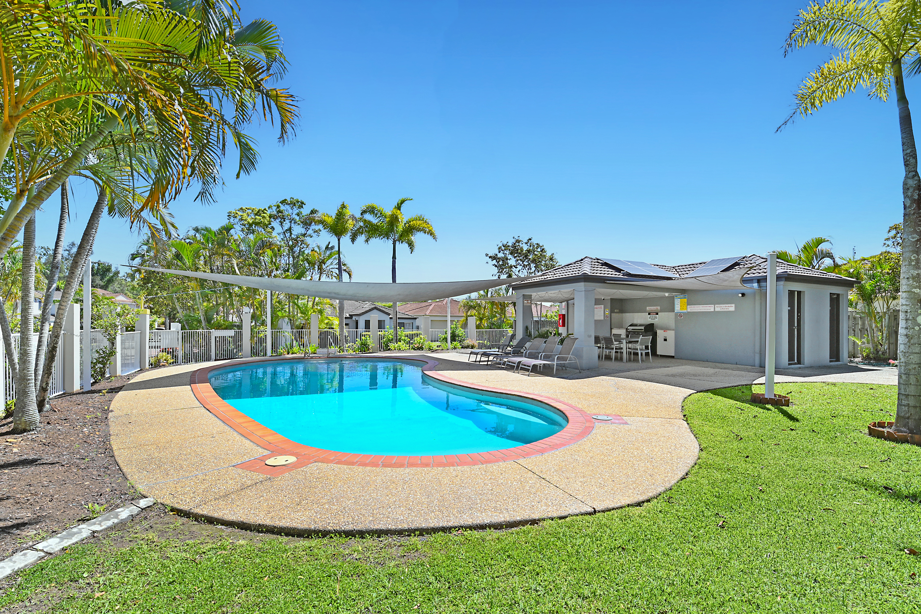 30/107-111 Arundel Drive, Arundel, Qld, 4214 - Image 2