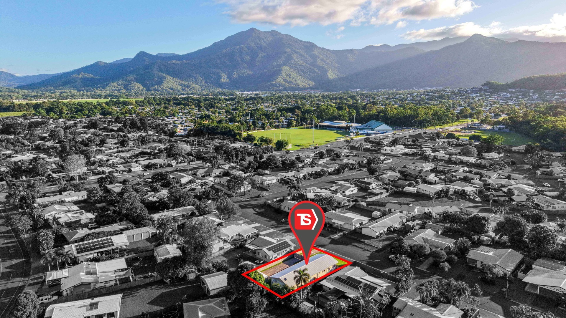 4-bedroom unit at 30 LEEUWIN CRESCENT, Bentley Park QLD 4869, Cairns, Queensland