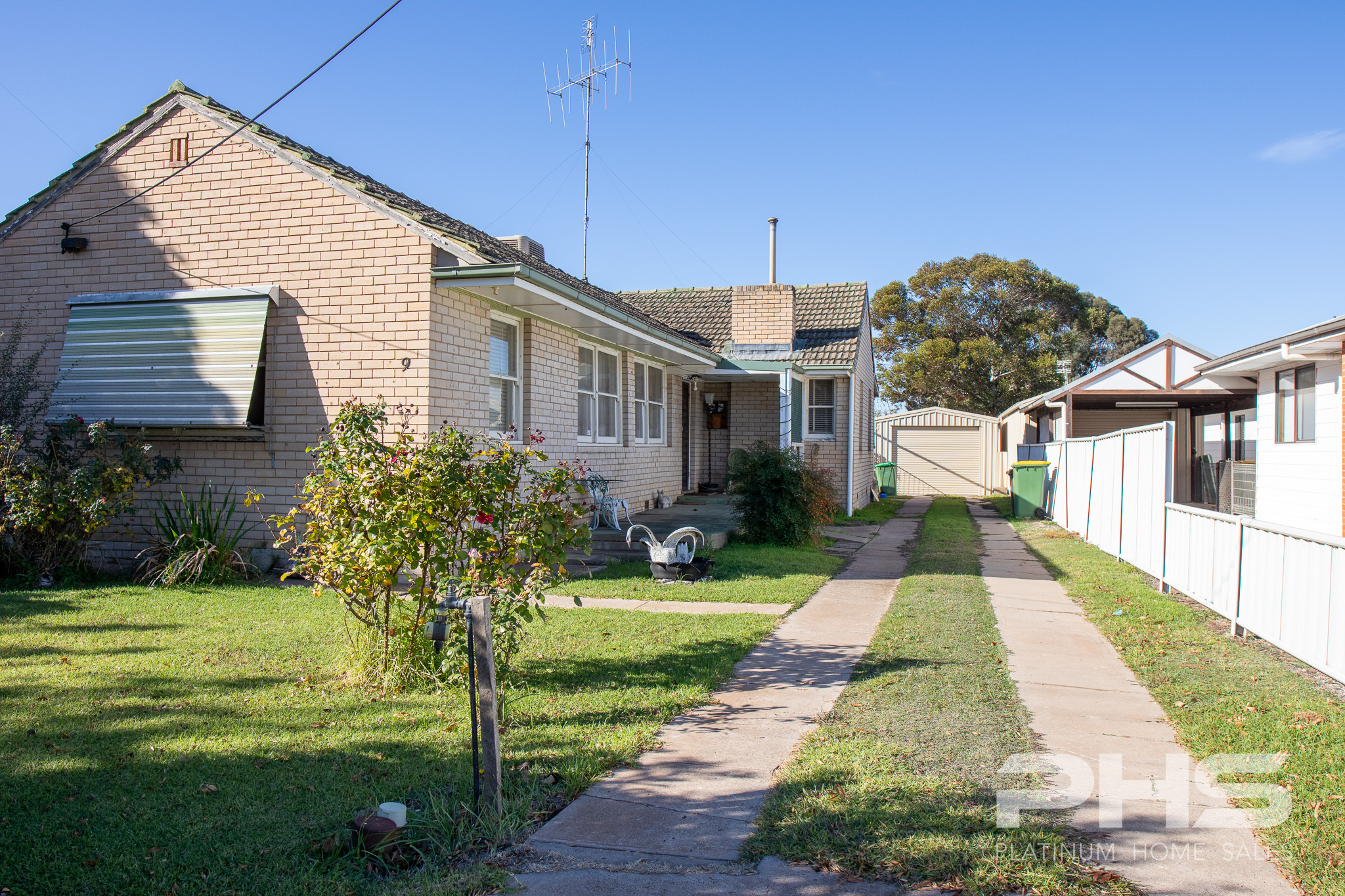 9 Cullen Street, Kerang, VIC 3579 - Image 1