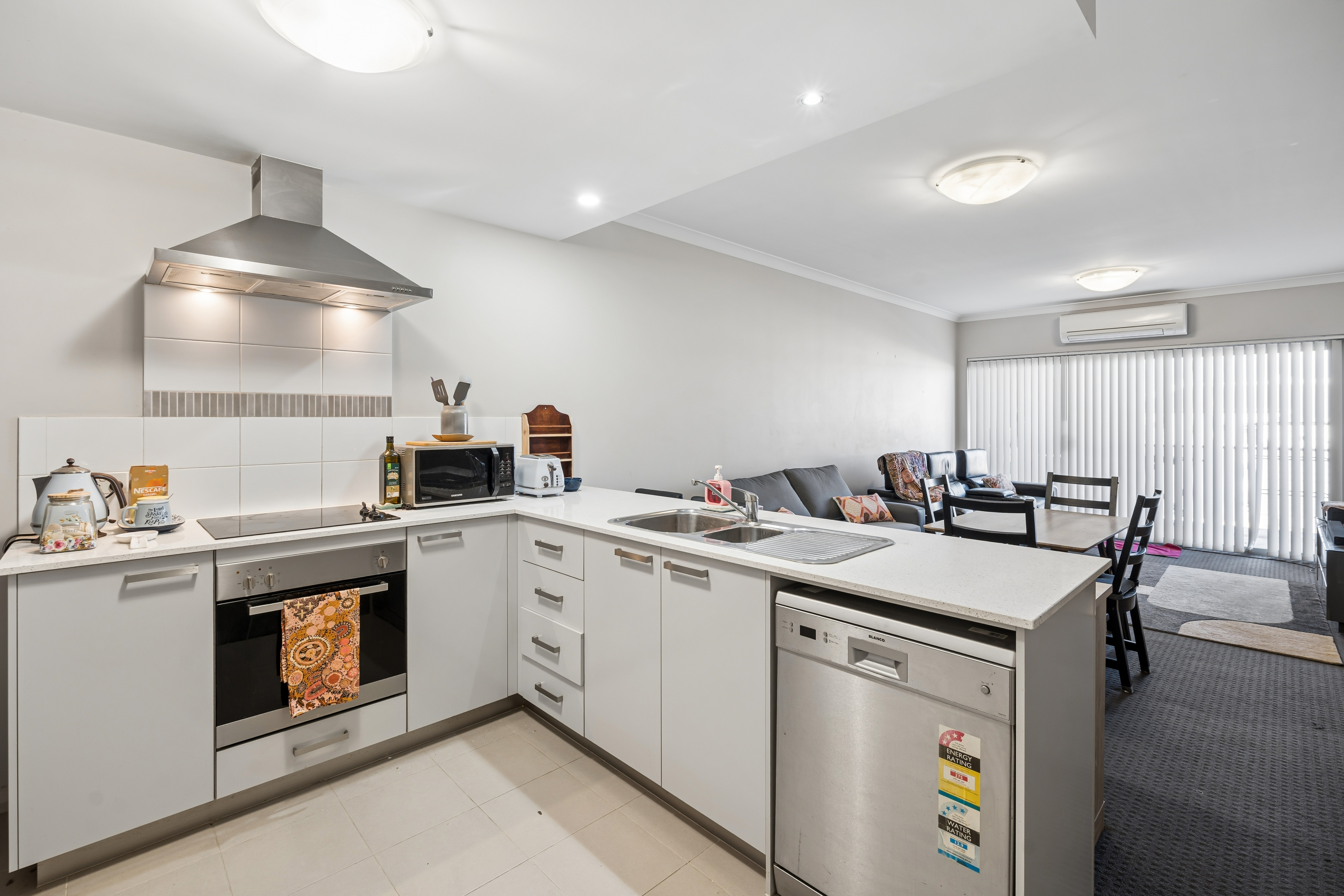 10 20 The Crescent, Midland WA 6056 - Image 8