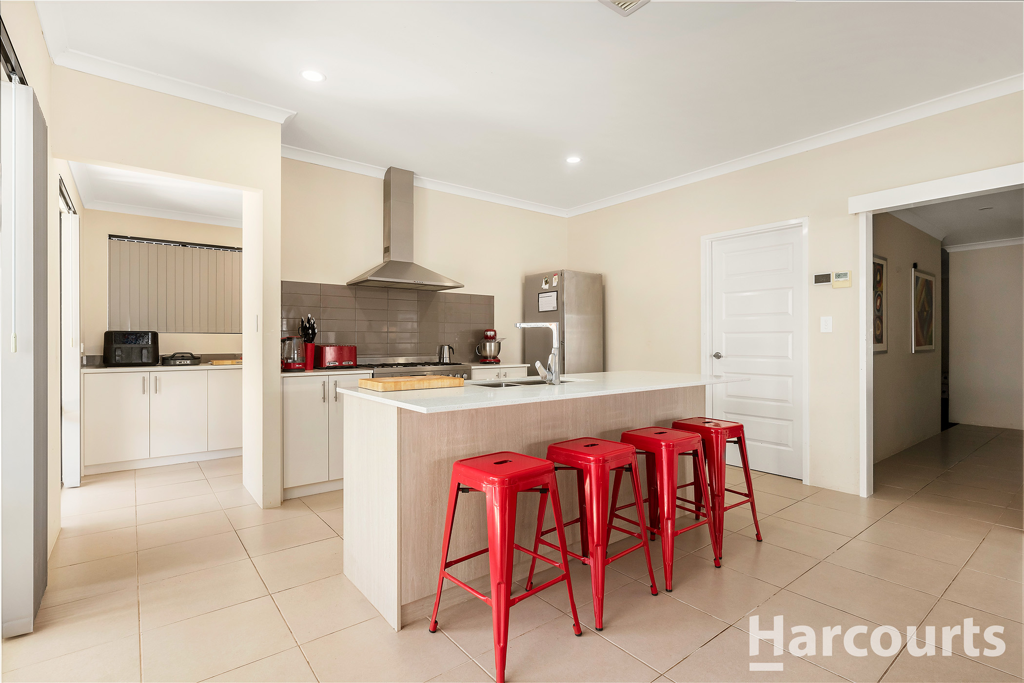 5 Dundee Way, Meadow Springs, WA 6210 - Image 5