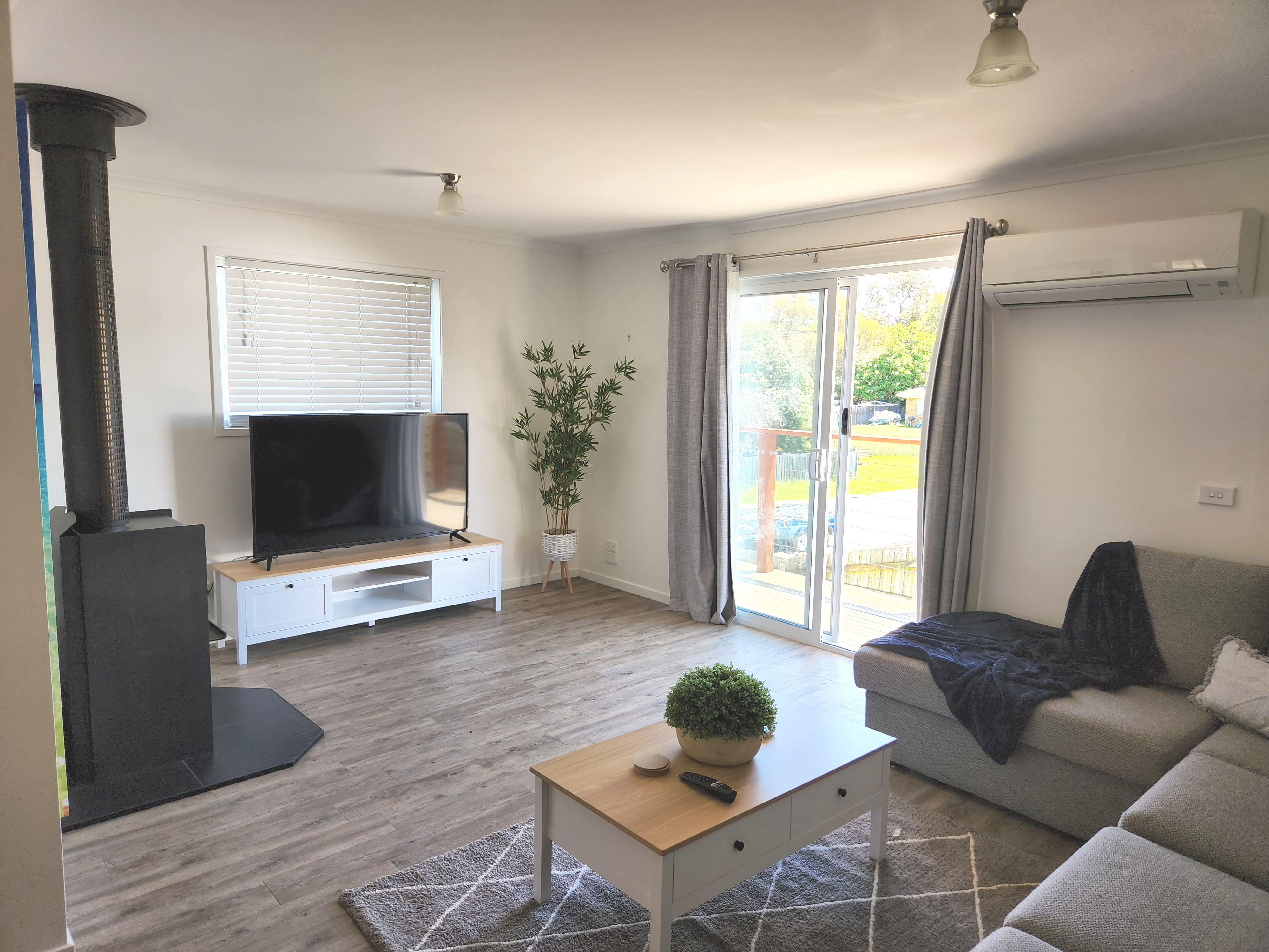 12 Panoramic Drive, Lakes Entrance, VIC 3909 - Image 3