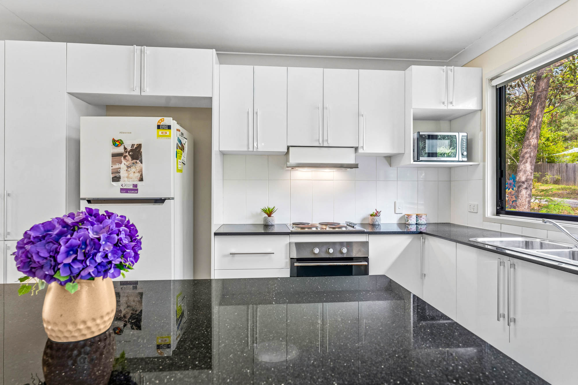 17 Cook Avenue, Russell Island, QLD 4184 - Image 4