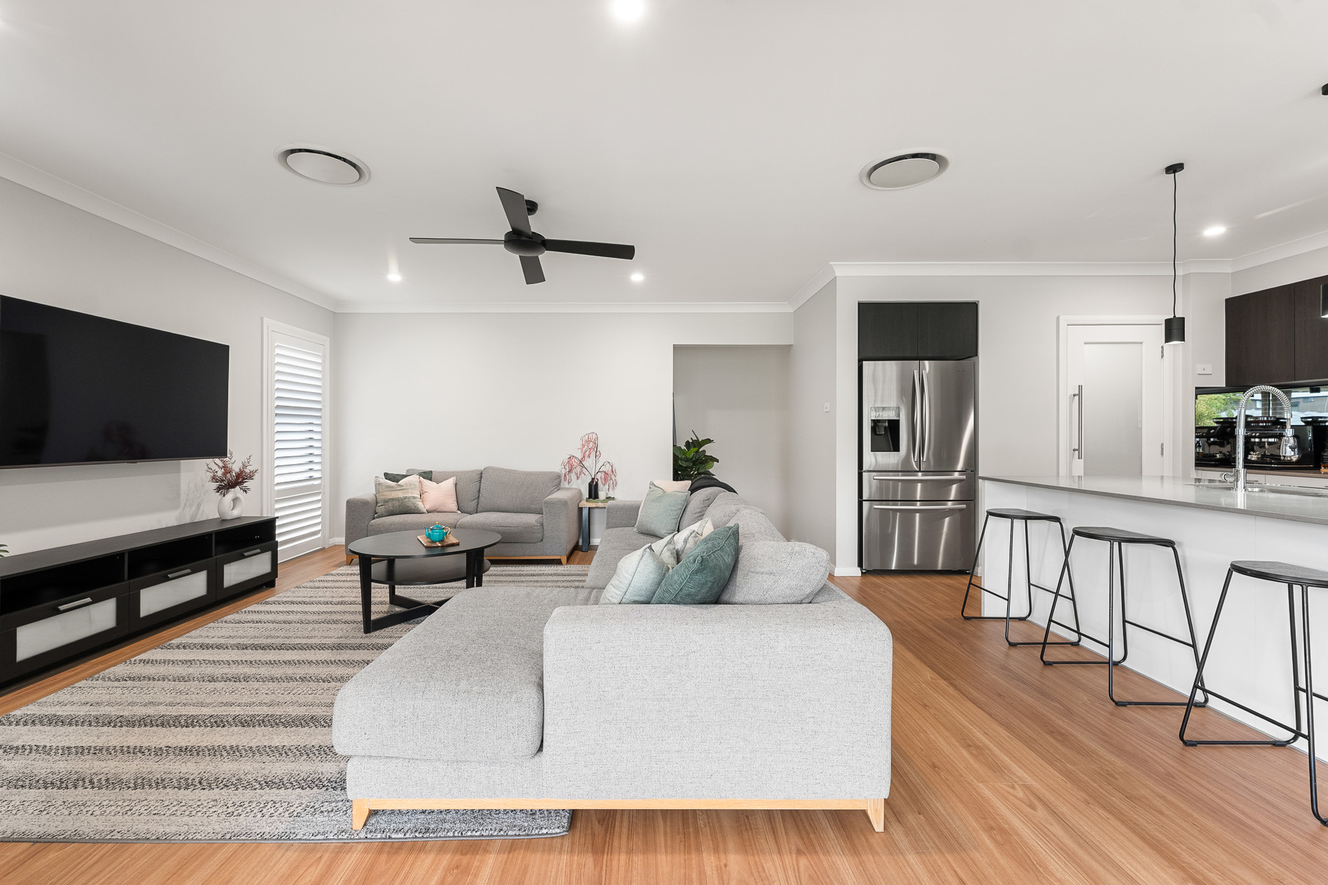 6 FIN STREET, Teralba NSW 2284 - Image 8