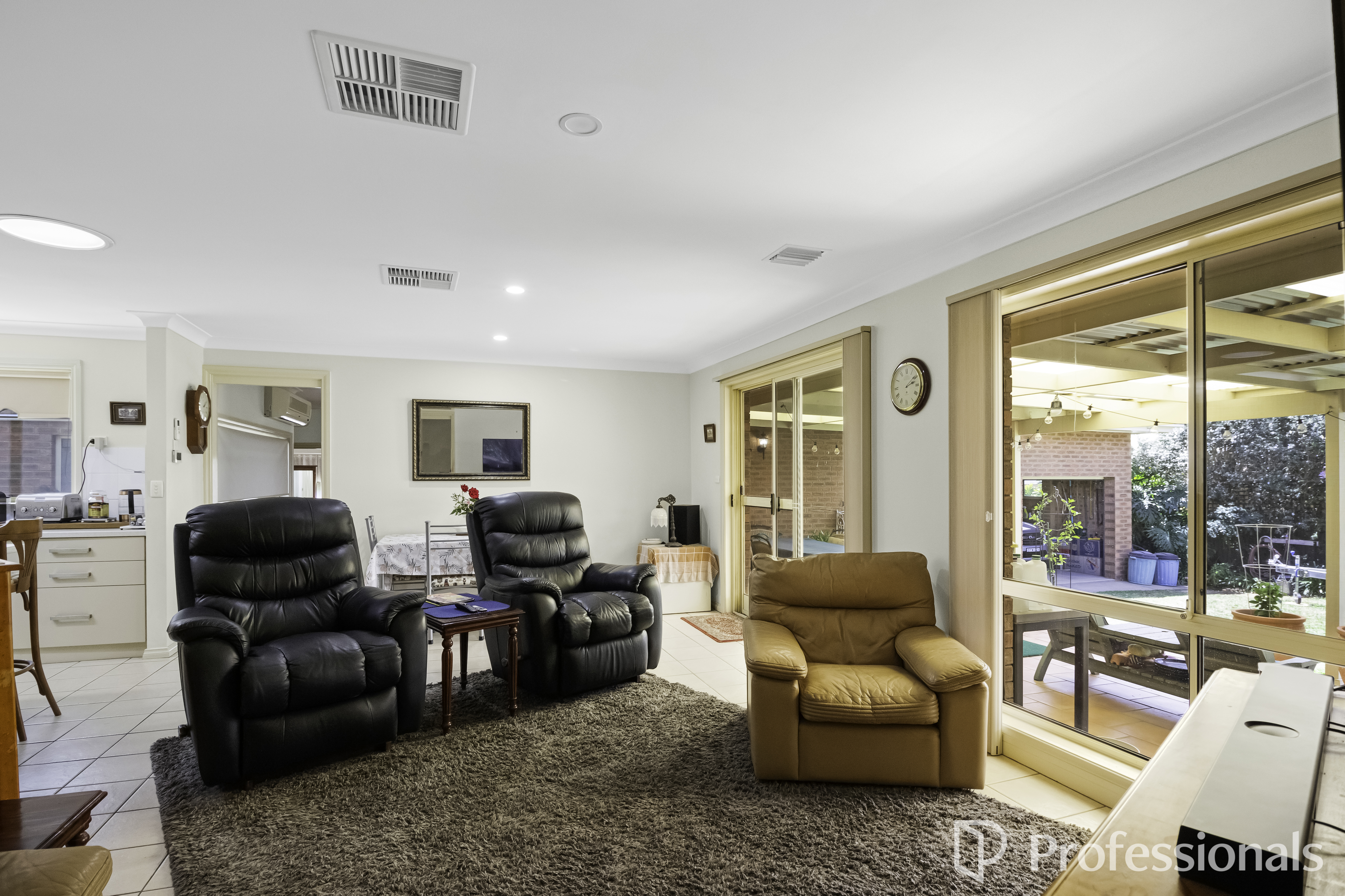 4-bedroom house at 2 Glenvale Place, Bourkelands, NSW 2650, Wagga Wagga, New South Wales