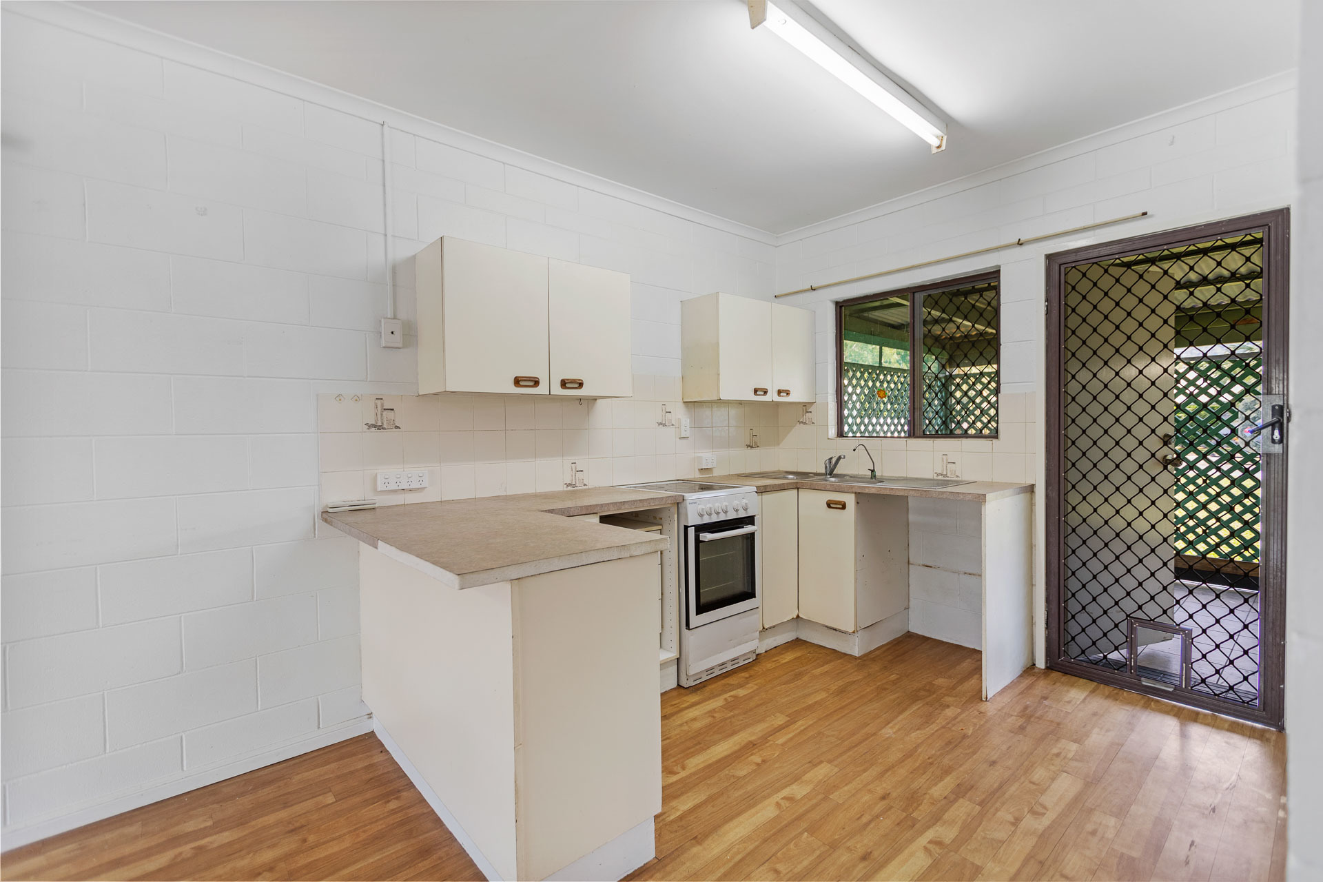 21/91 Hoare Street, Manunda, QLD 4870 - Image 4