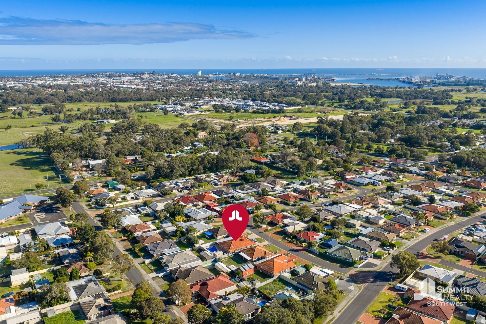 4-bedroom house at 7 CELOSIA WAY, Glen Iris WA 6230, Bunbury, Western Australia