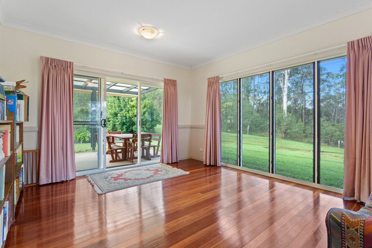 44 MONMOUTH COURT, Jimboomba QLD 4280 - Image 8