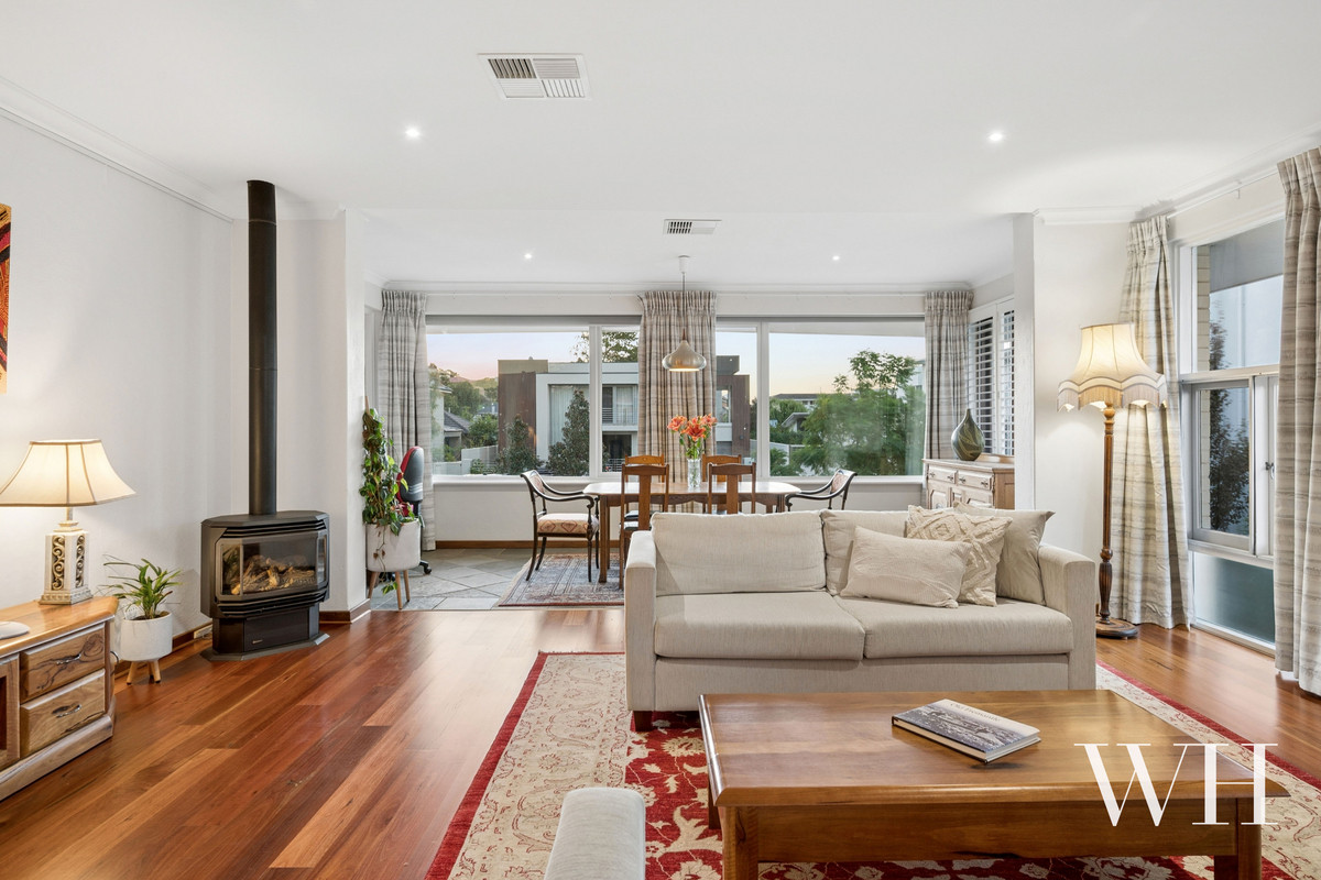 5-bedroom house at 6 ORMOND ROAD, Attadale WA 6156, Melville, Western Australia