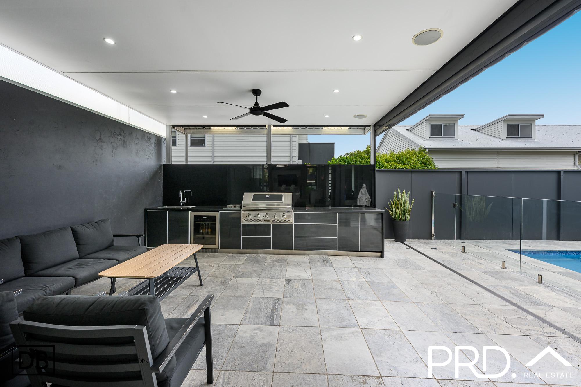 5-bedroom unit at 8 Paul Street, Panania, NSW 2213, Canterbury-Bankstown, New South Wales