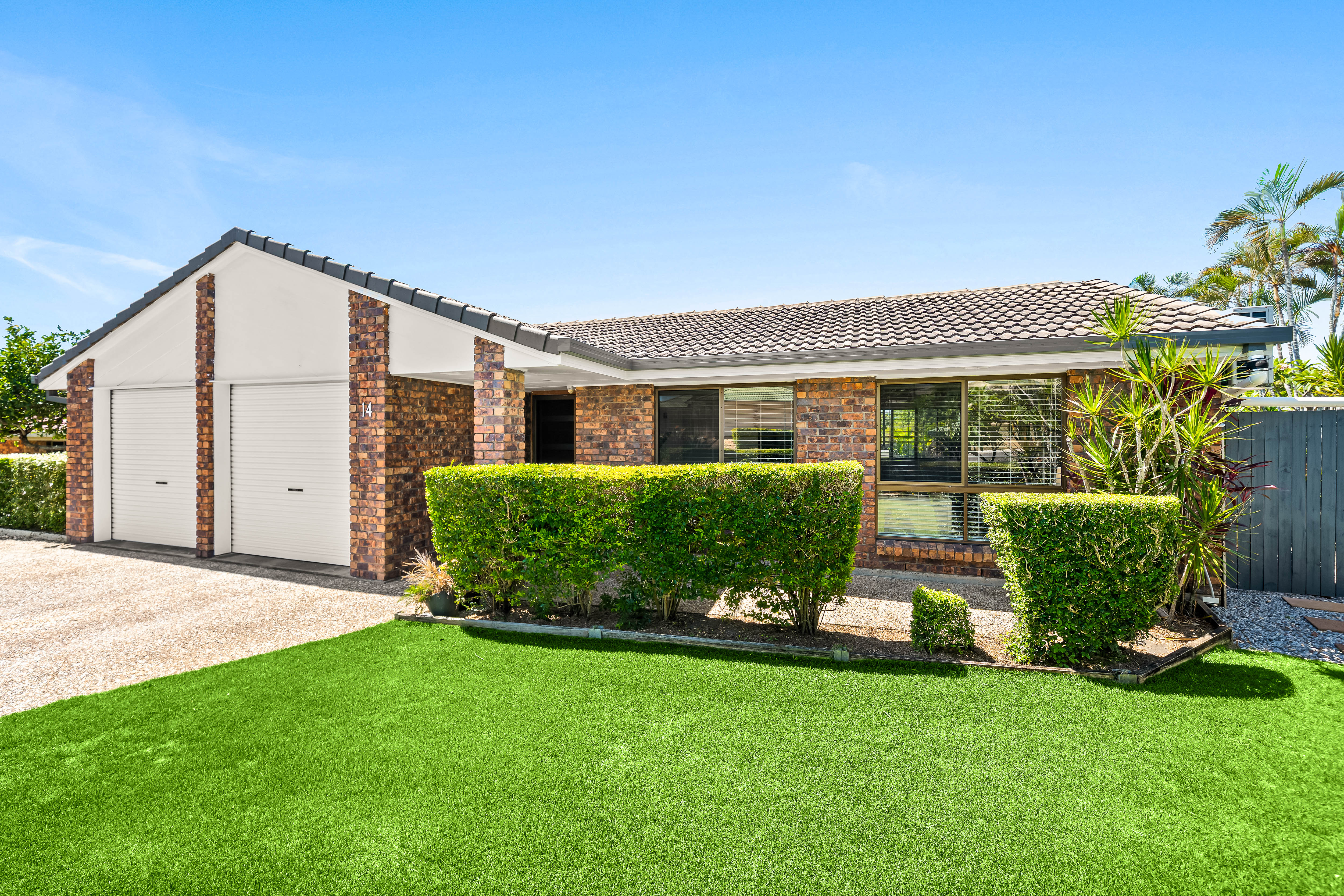 14 Norell Place, Eight Mile Plains, QLD 4113 - Image 1