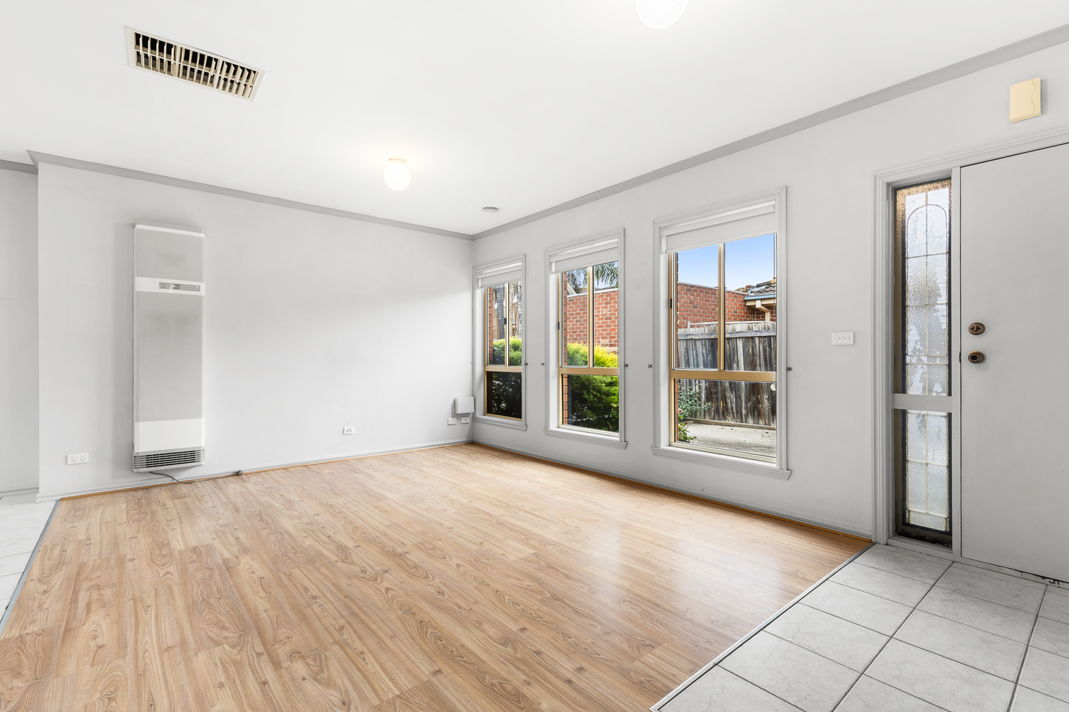 3/53 Pecks Road, Sydenham, VIC 3037 - Image 4