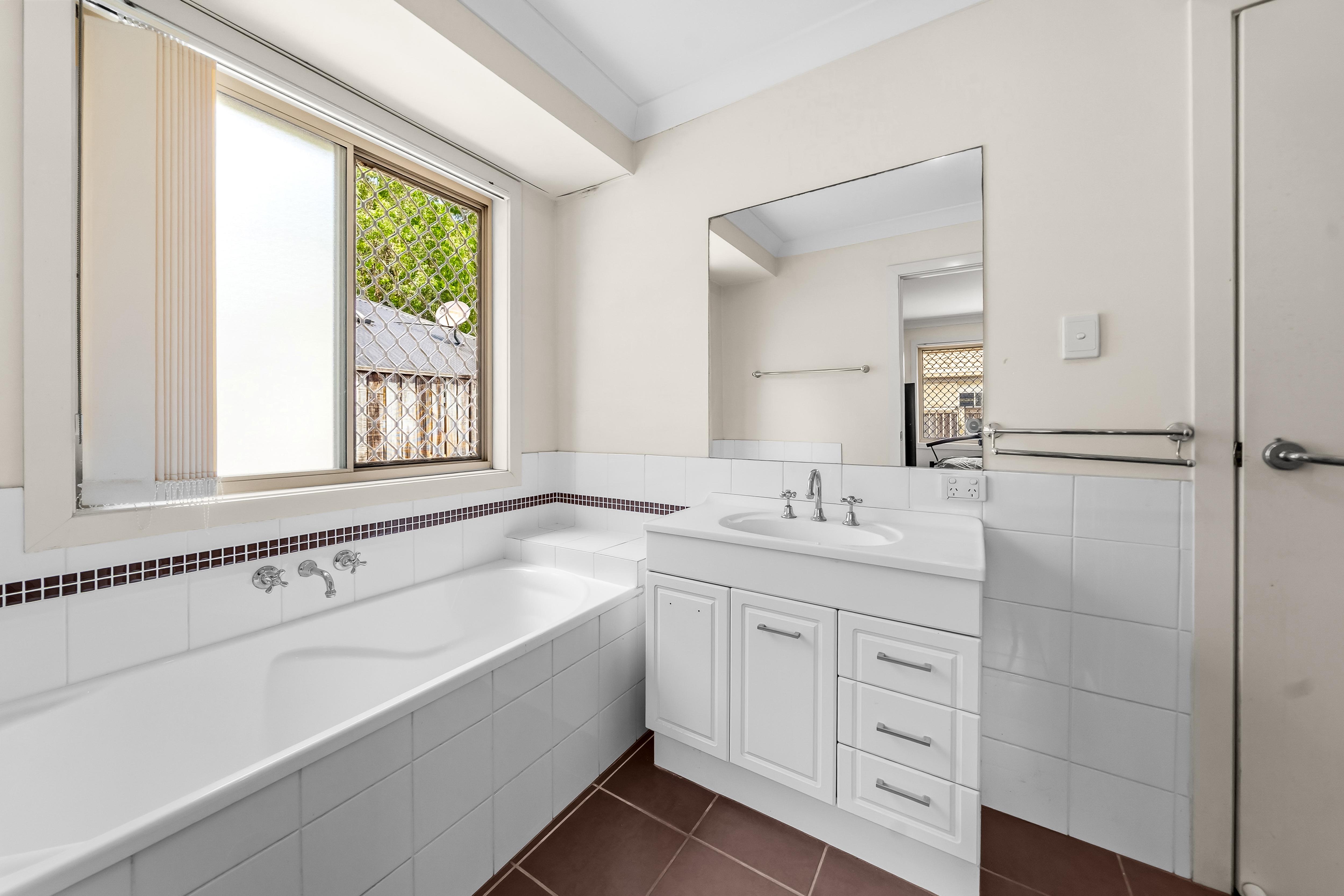 3-bedroom house at 23 Brushbox Crescent, Sunnybank Hills, QLD 4109, Brisbane, Queensland