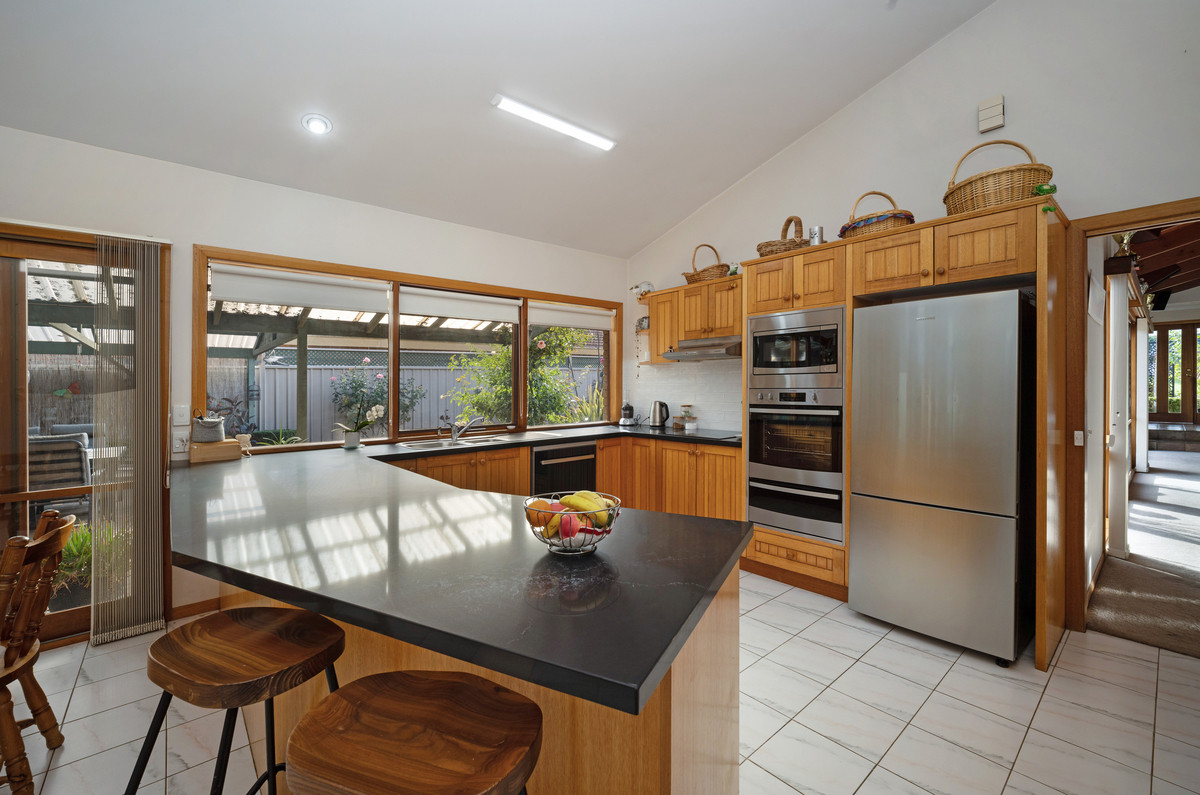 6 Moodie Avenue, Hamilton, Vic, 3300 - Image 5