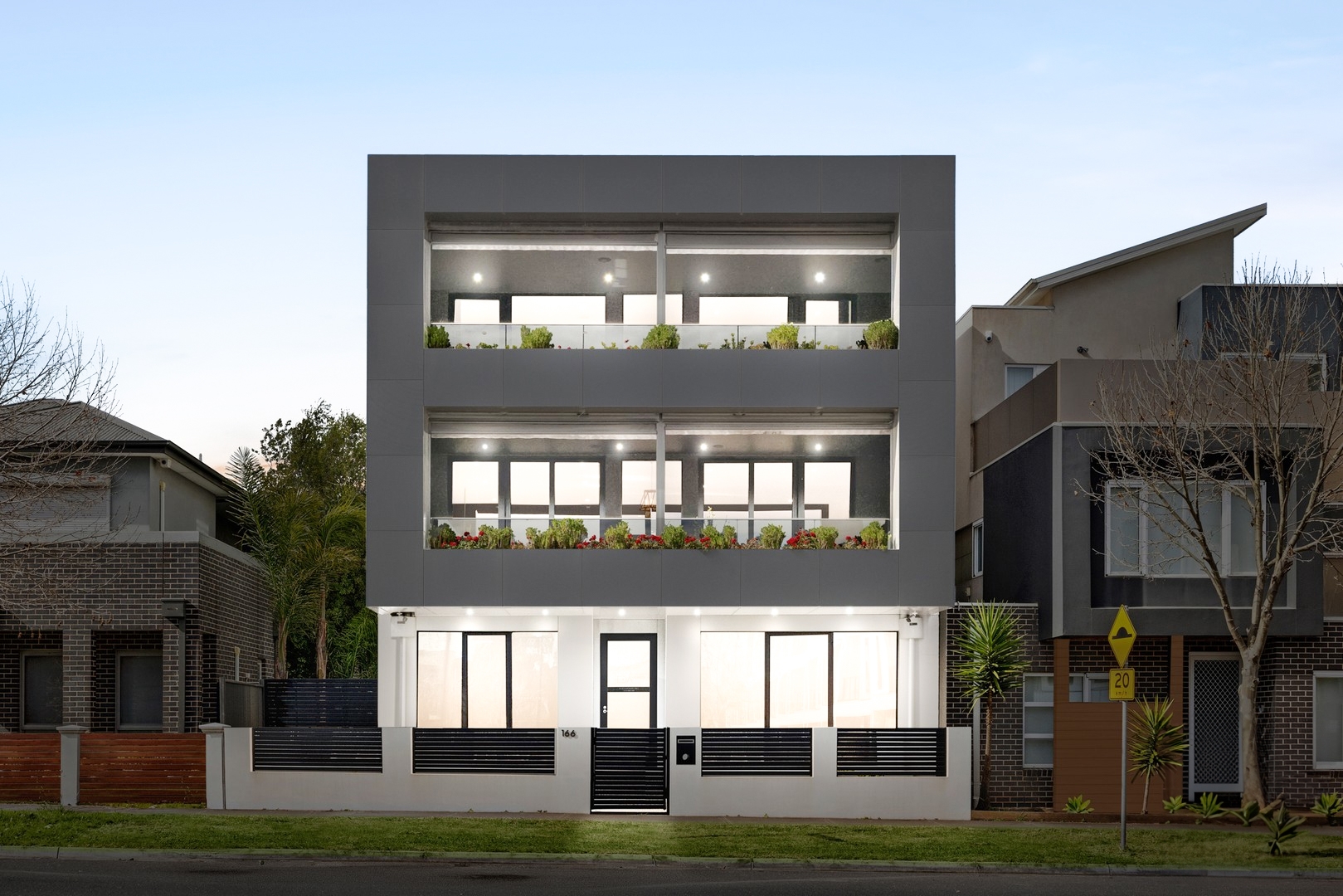 166 The Esplanade, Caroline Springs, VIC 3023 - Image 6