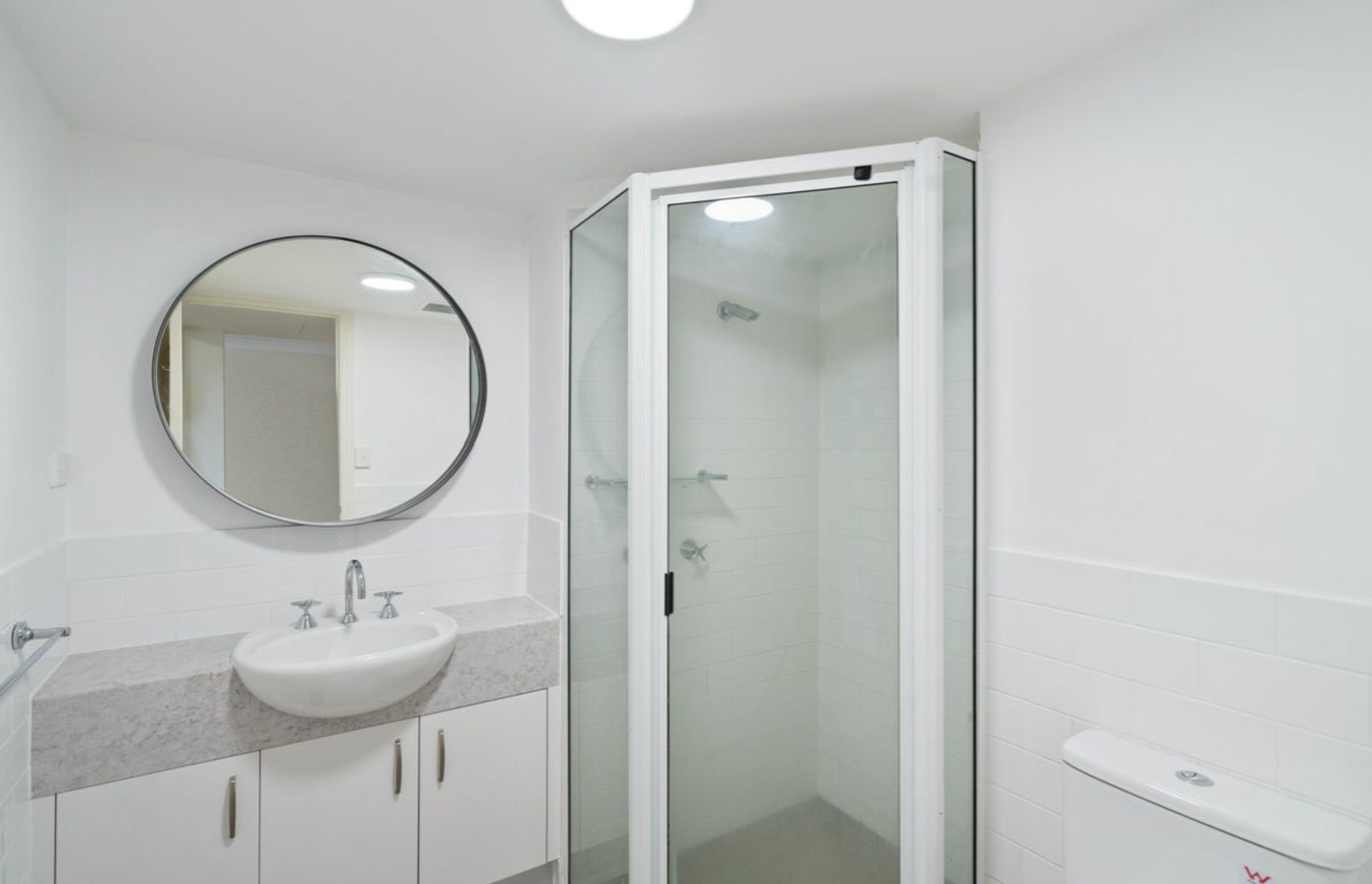 20 186-188 MCLEOD STREET, CAIRNS NORTH QLD 4870 - Image 9