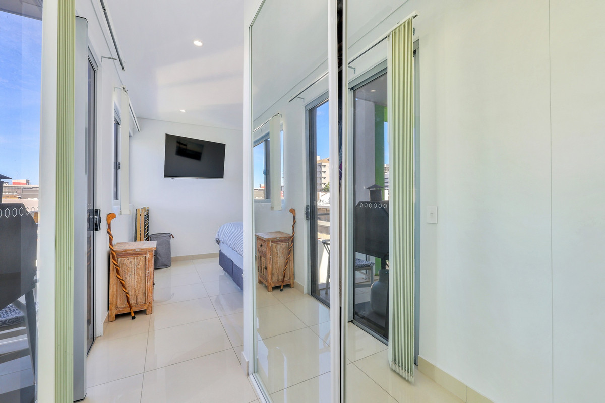 209/39 Cavenagh Street, Darwin City, NT 0800 - Image 6
